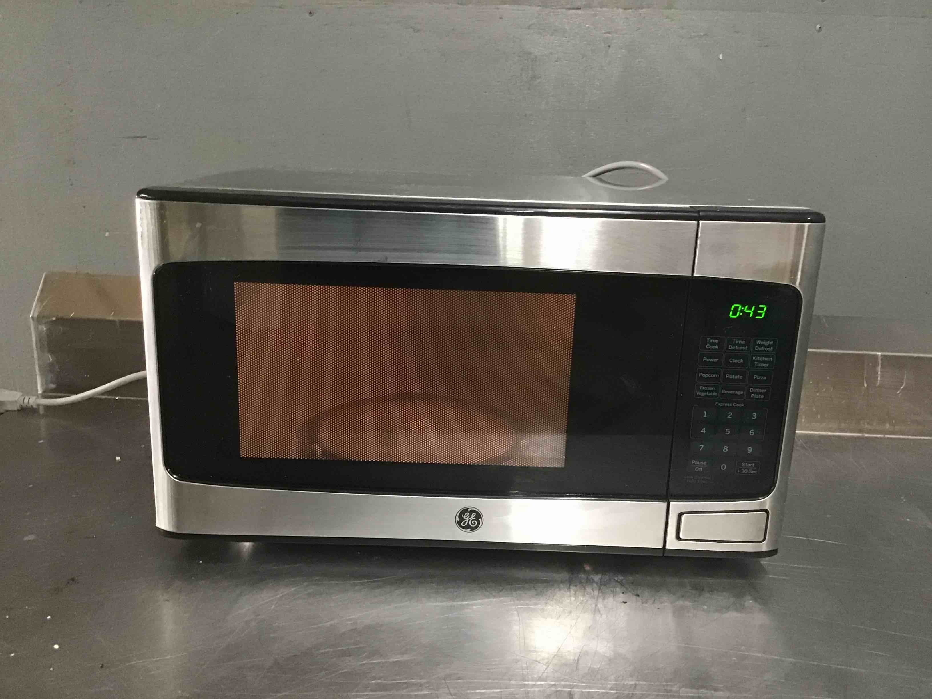 General Electric Microwave Oven