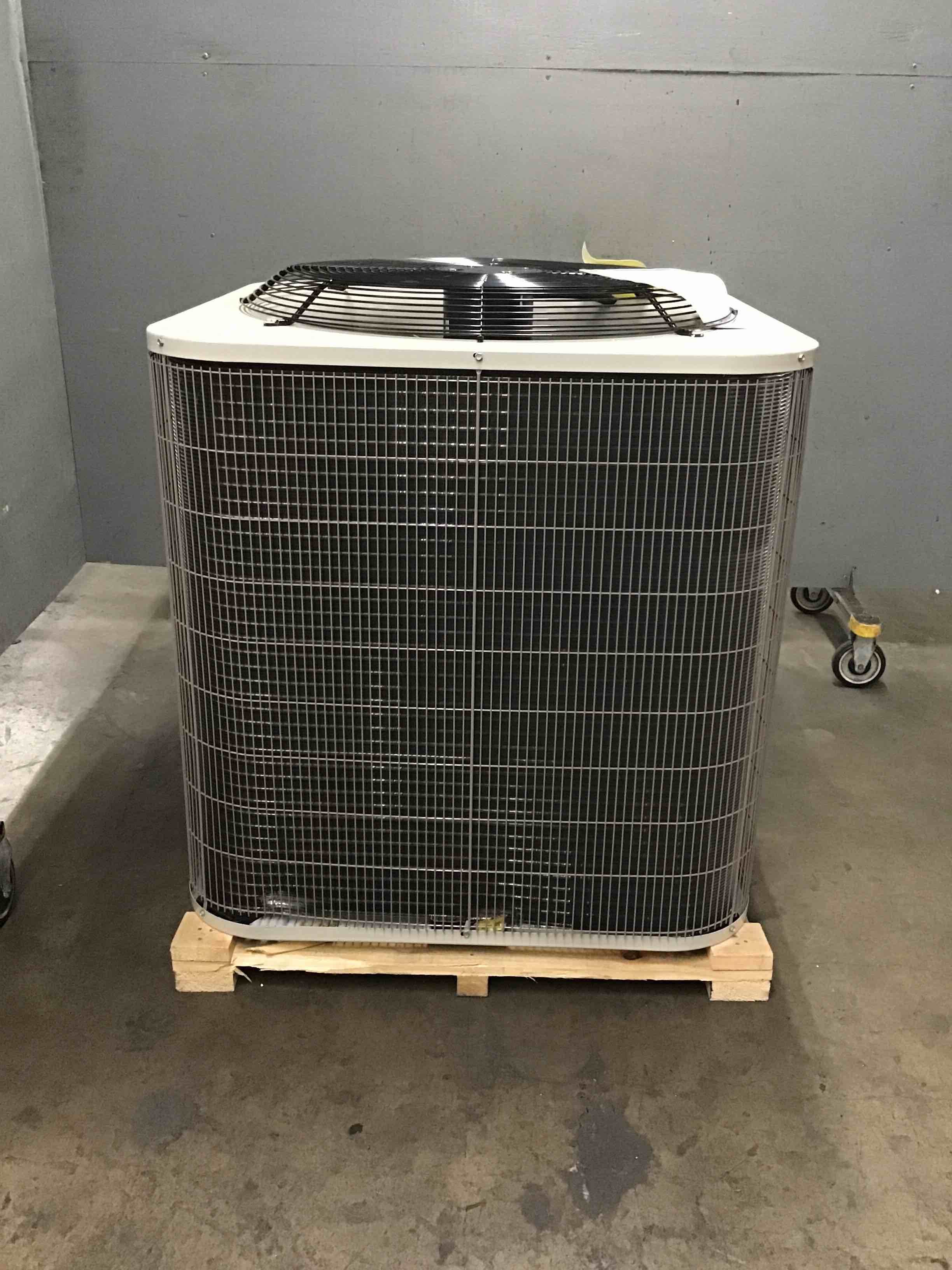 Bryant 5 Ton New 2017 Split Heat Pump With Puron Refrigerant