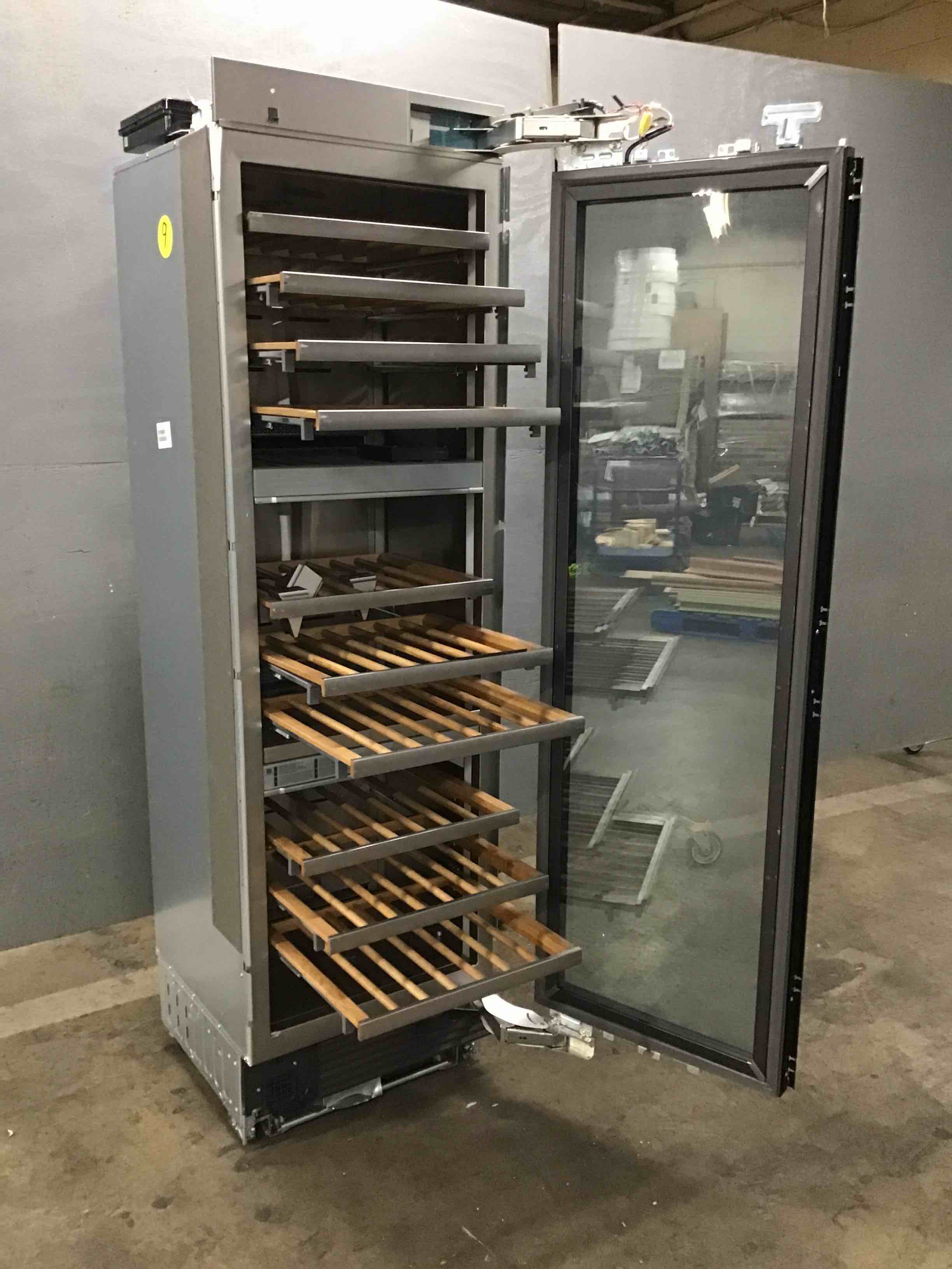 https://s3.amazonaws.com/lotting-images-prod/bidfta/GRN3817530_1708118294570.jpeg