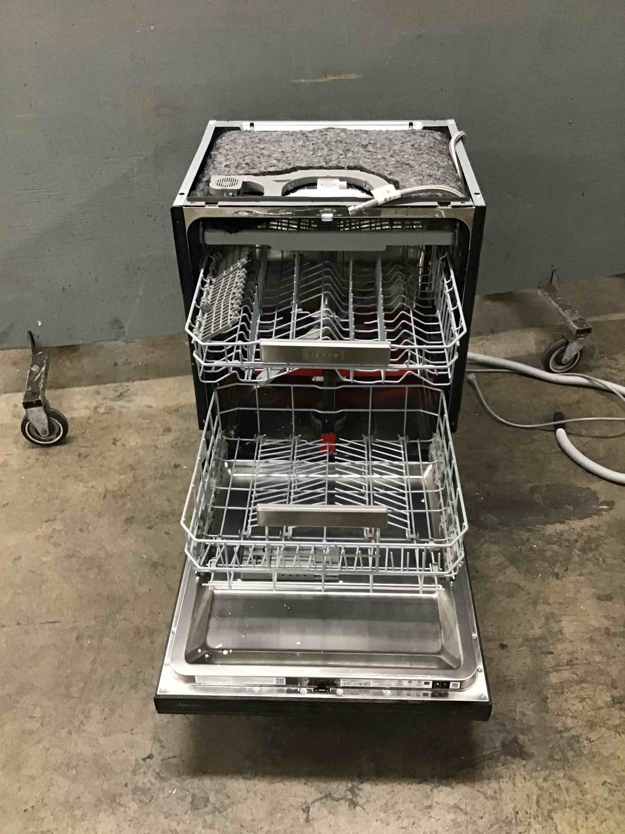 https://s3.amazonaws.com/lotting-images-prod/bidfta/GRN3817538_1708357756644.jpeg