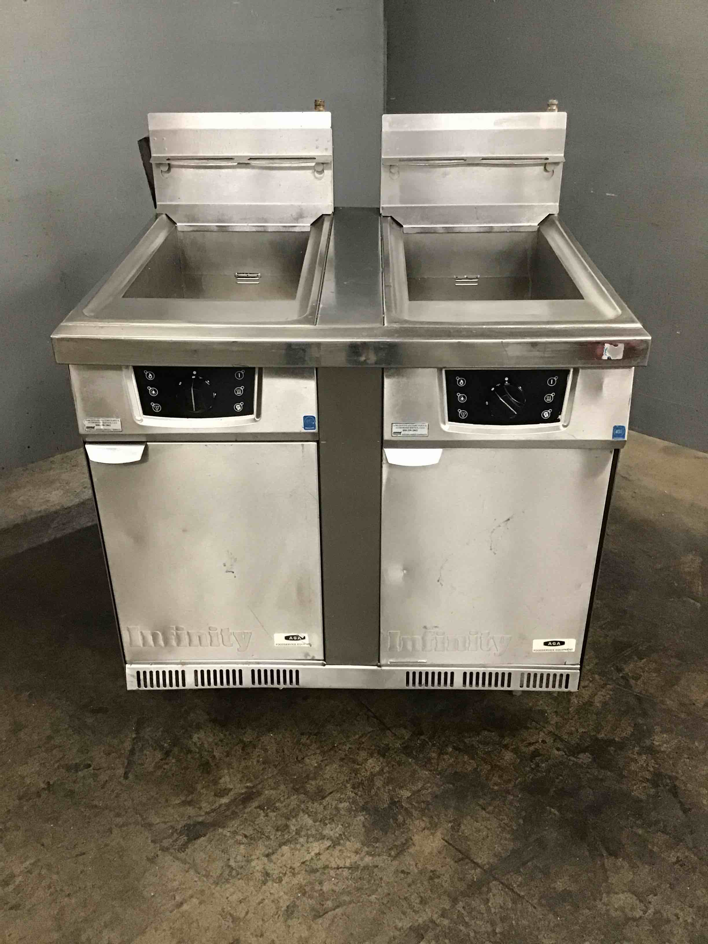 INFINITY STAINLESS STEEL DOUBLE 16 LITER NATURAL GAS FRYER WITH FILTRATION