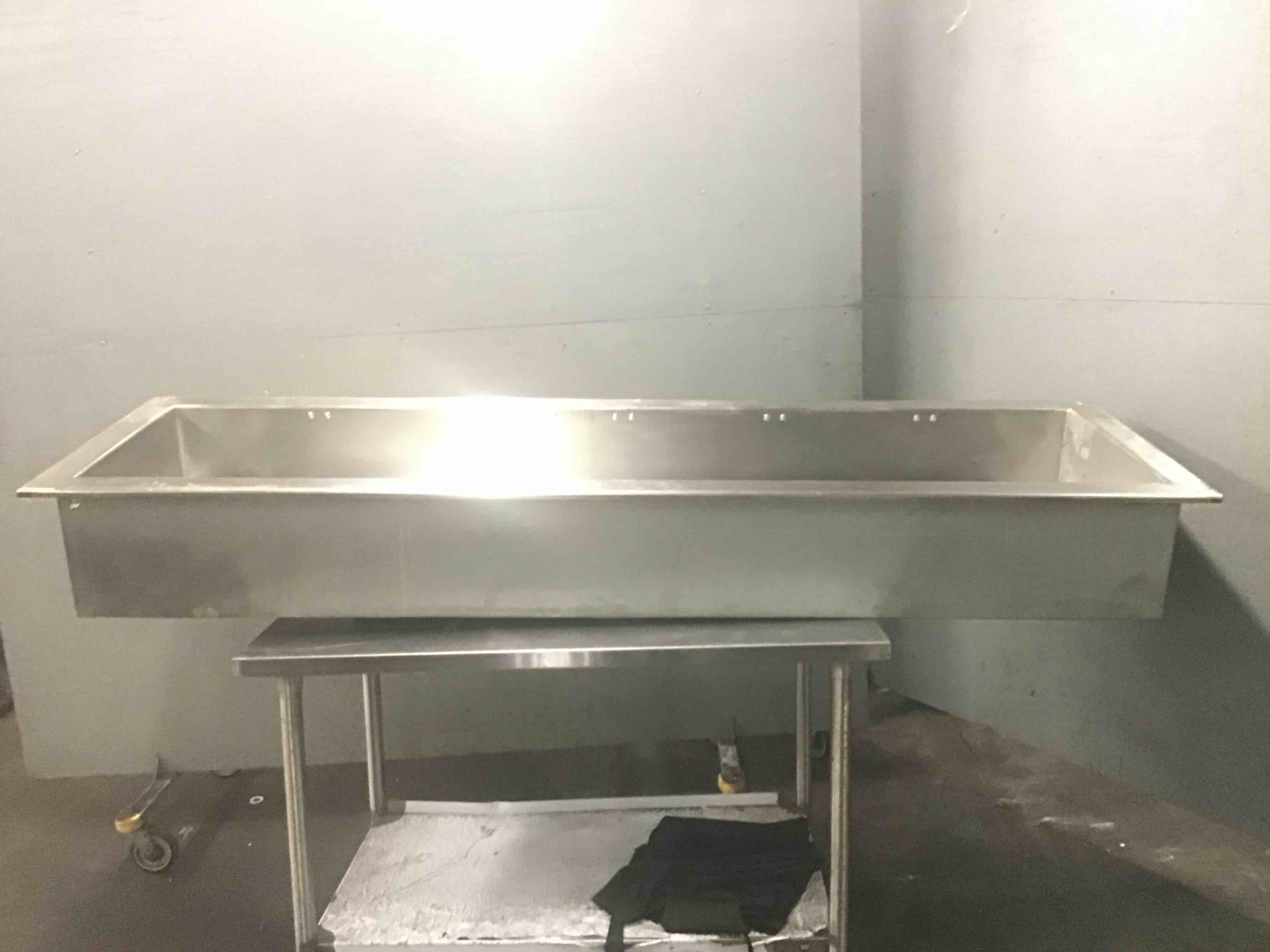 Delfield 82 Inch Stainless Steel Interior Single Tank Hot Food Well 