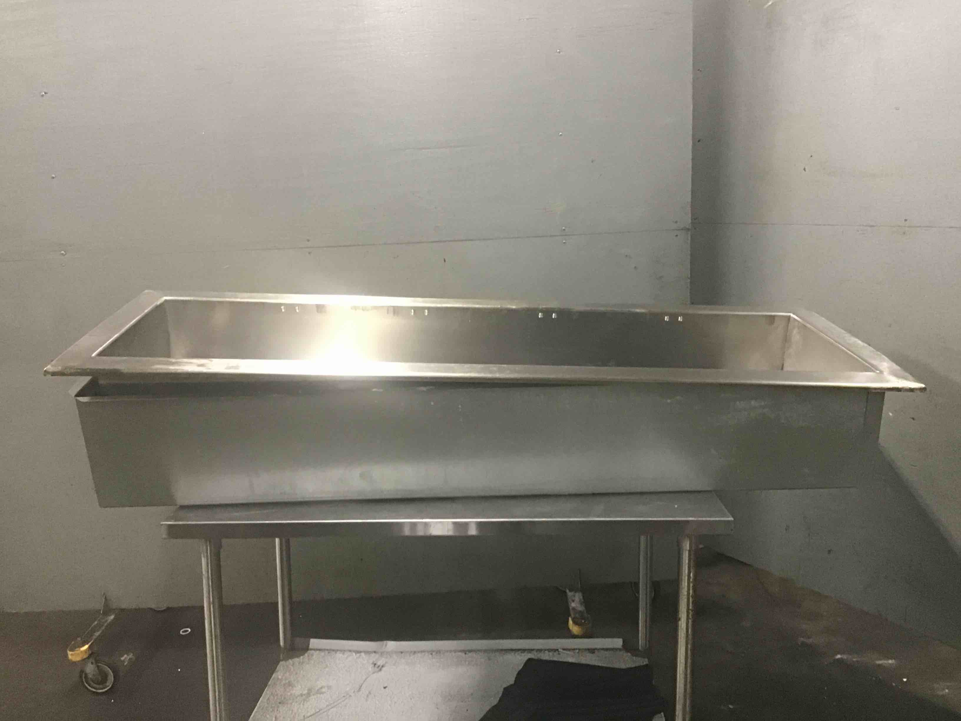 Delfield 68 Inch Stainless Steel Interior Single Tank Hot Food Well 