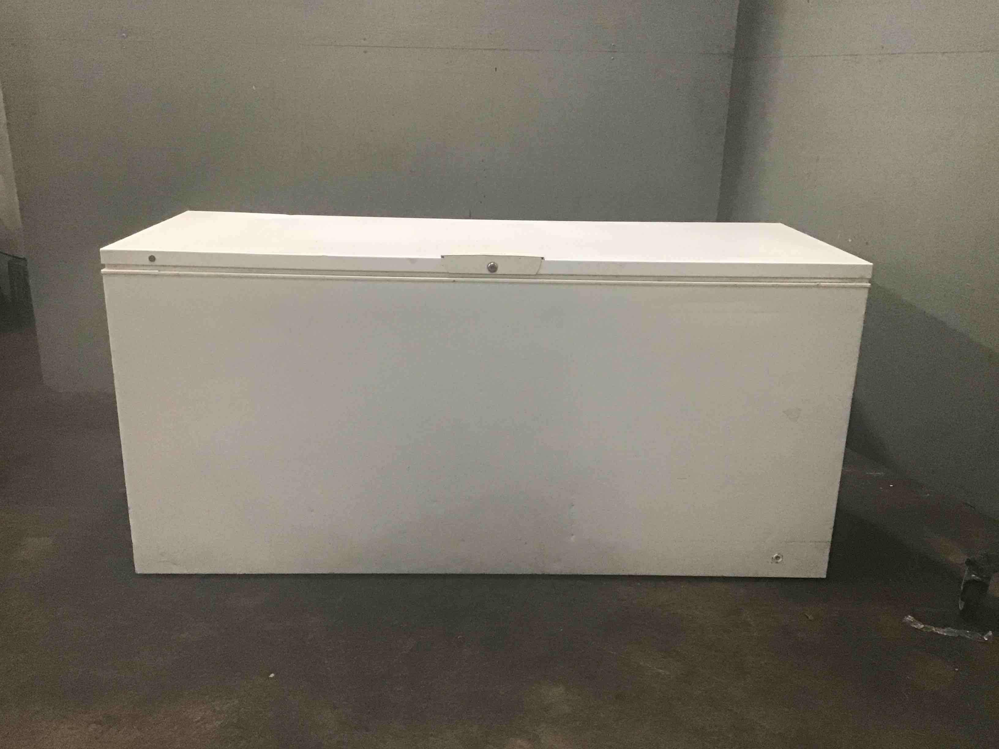2015 Frigidaire 73.38 Inch Chest Freezer