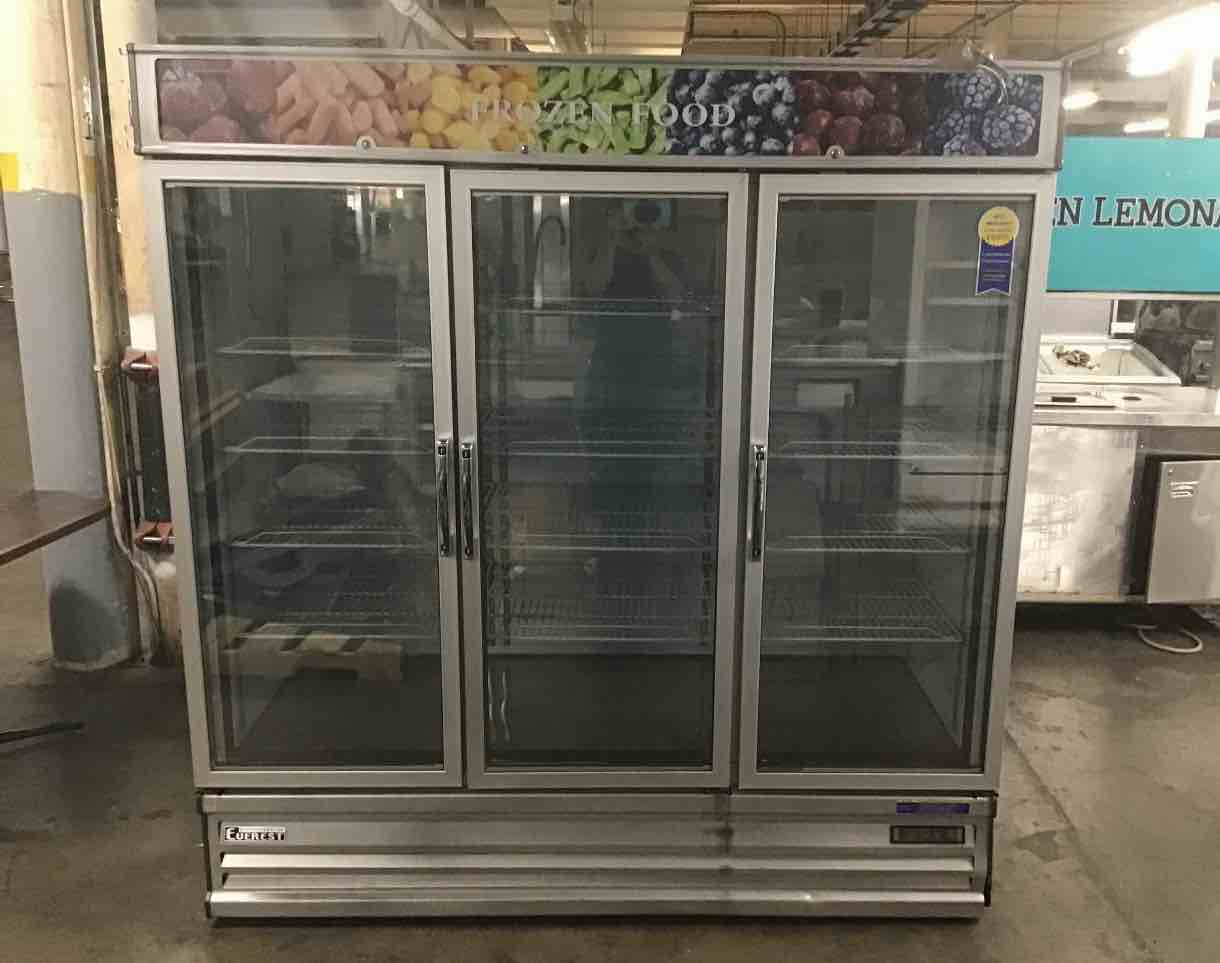 Everest Triple Swing Glass Door Merchandiser 