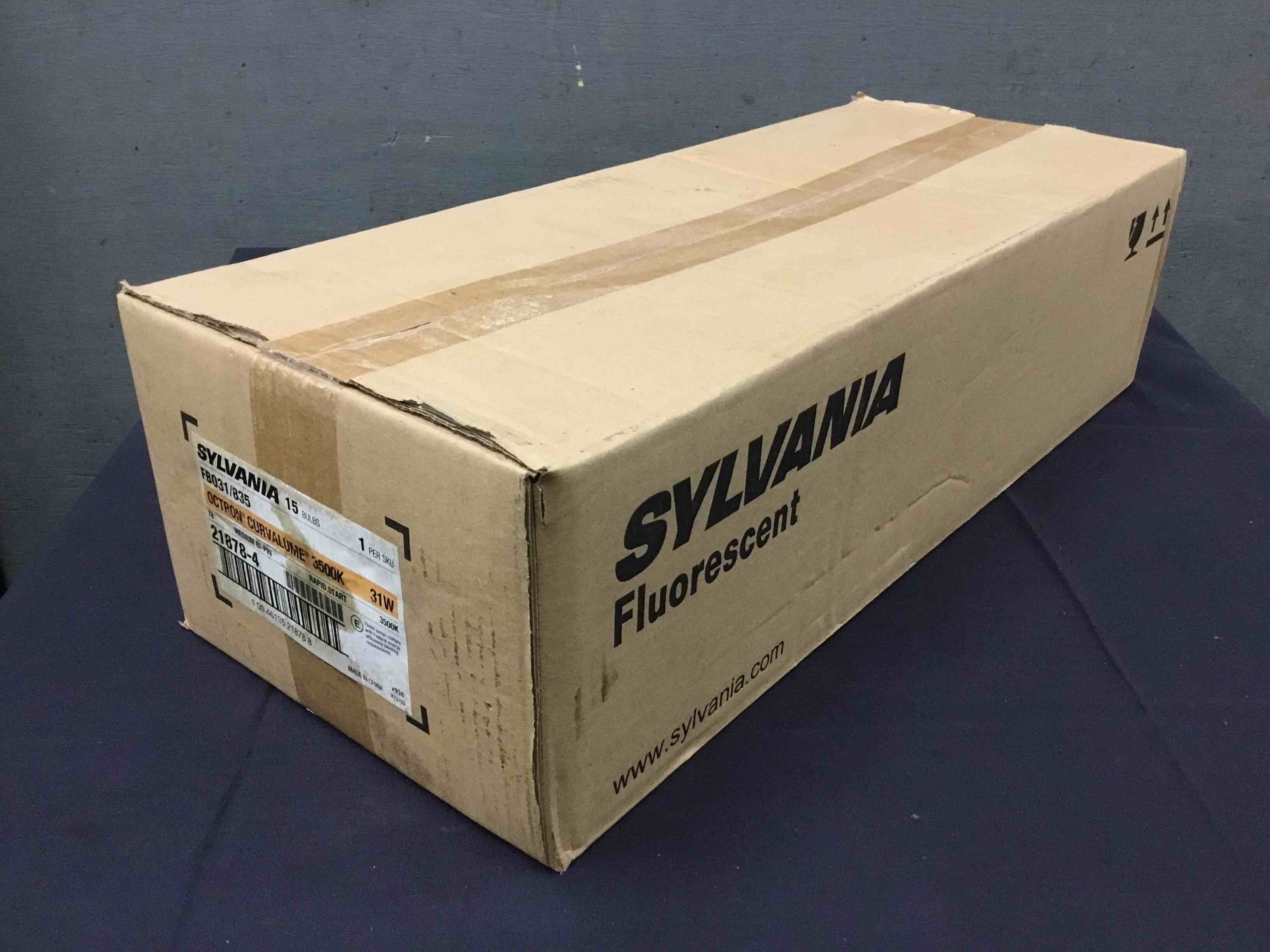 Slyvania FB031/835 31-Watt T8 U-Bent Fluorescent Light Bulb, 15/Box 