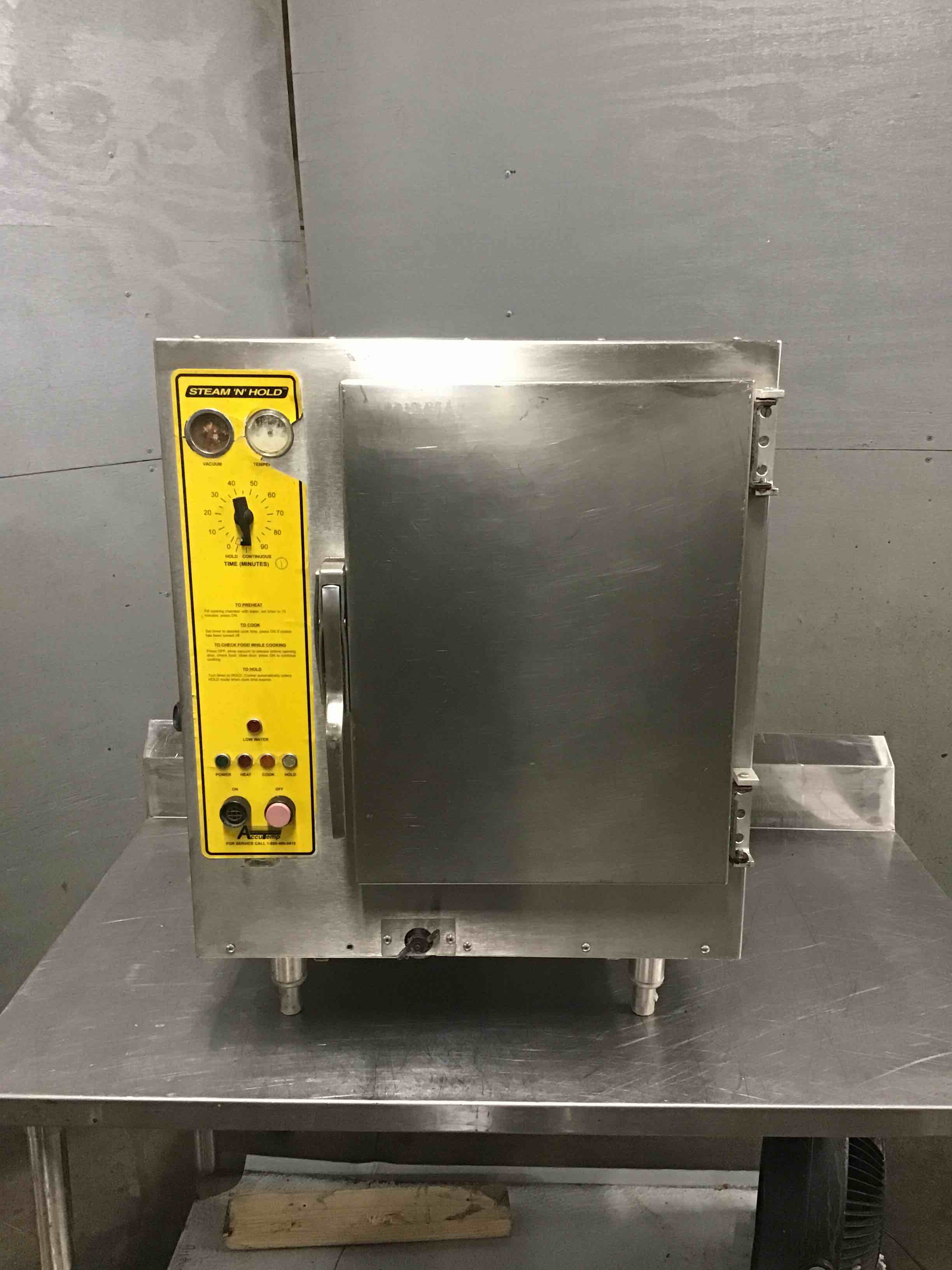 Accutemp Steam N Hold Stainless Steel Electric Steamer 