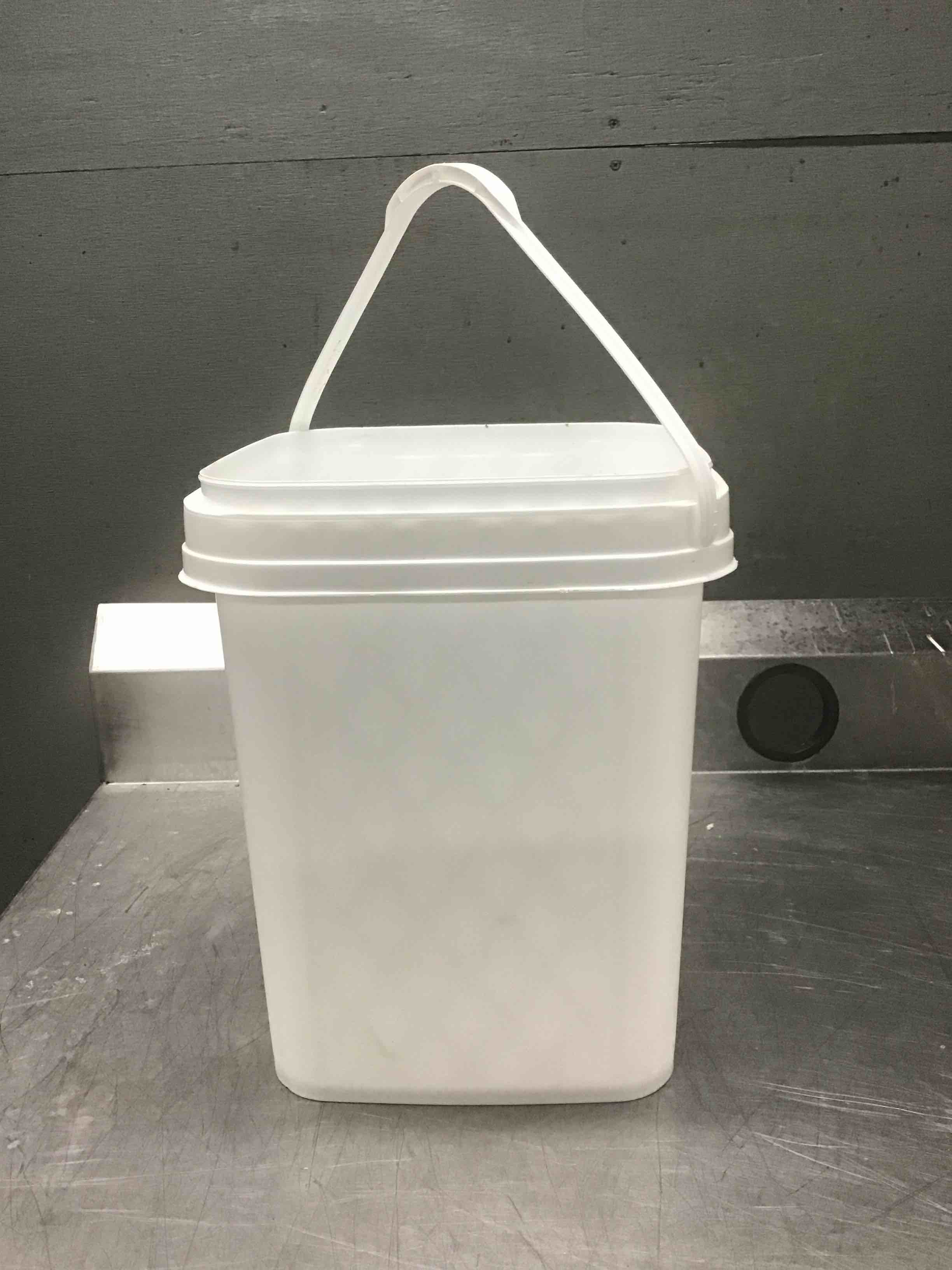 Moldtek Packaging Solid Plastic 15 Liter Food Grade Containers