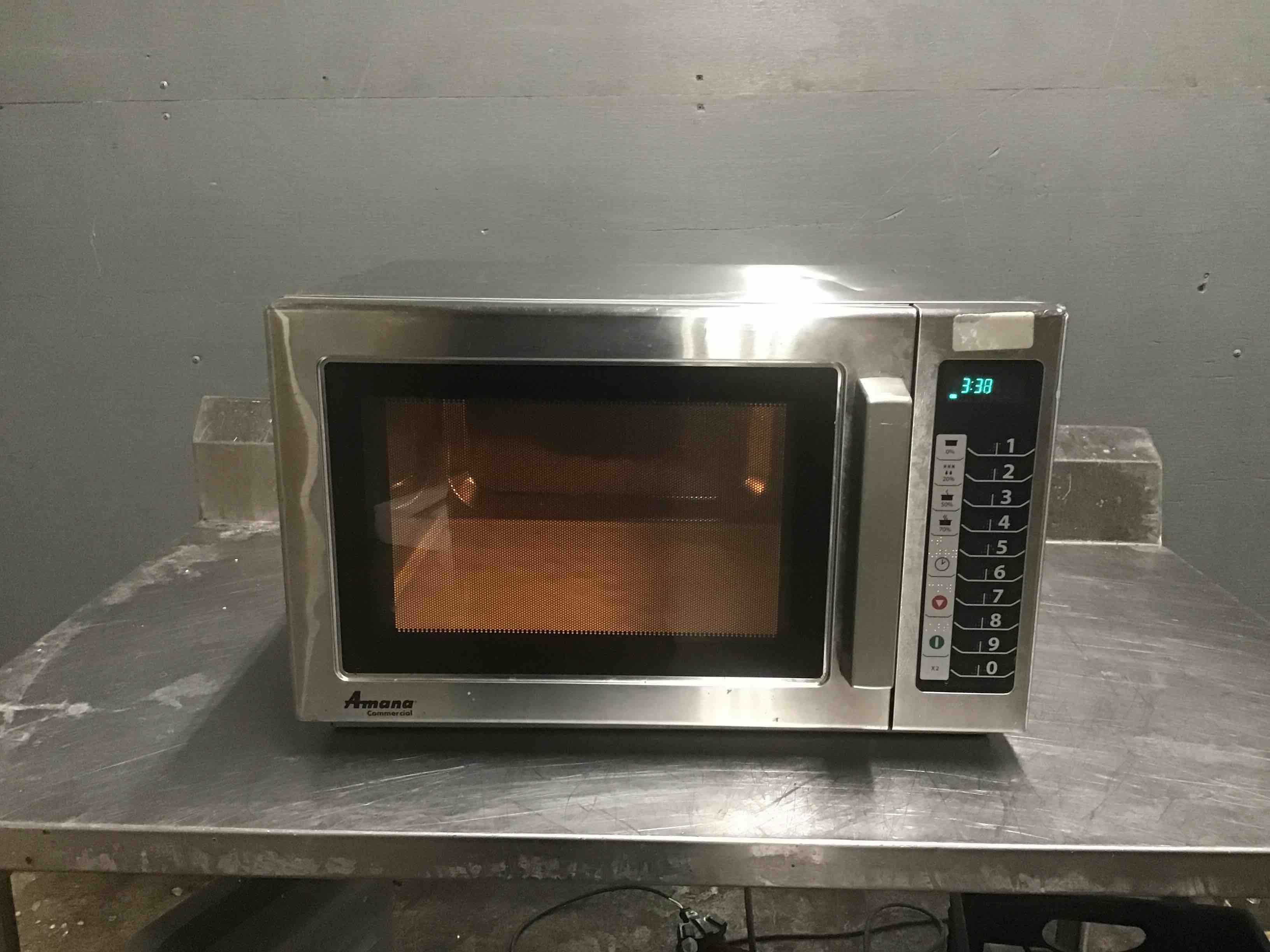 2019 Amana Stainless Steel Microwave Oven
