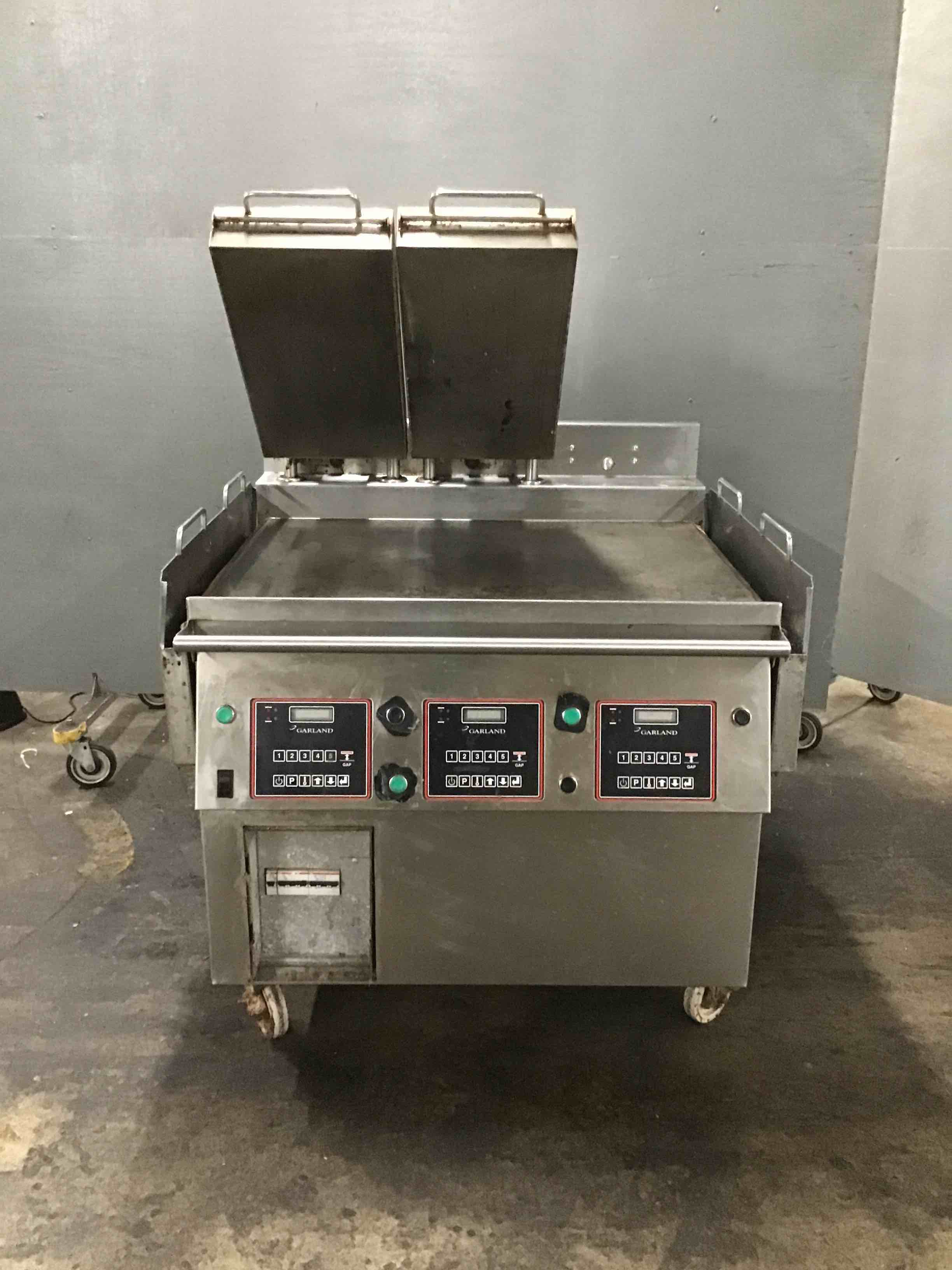 Garland 36 Inch Stainless Steel Natural Gas XPress Grill On Casters
