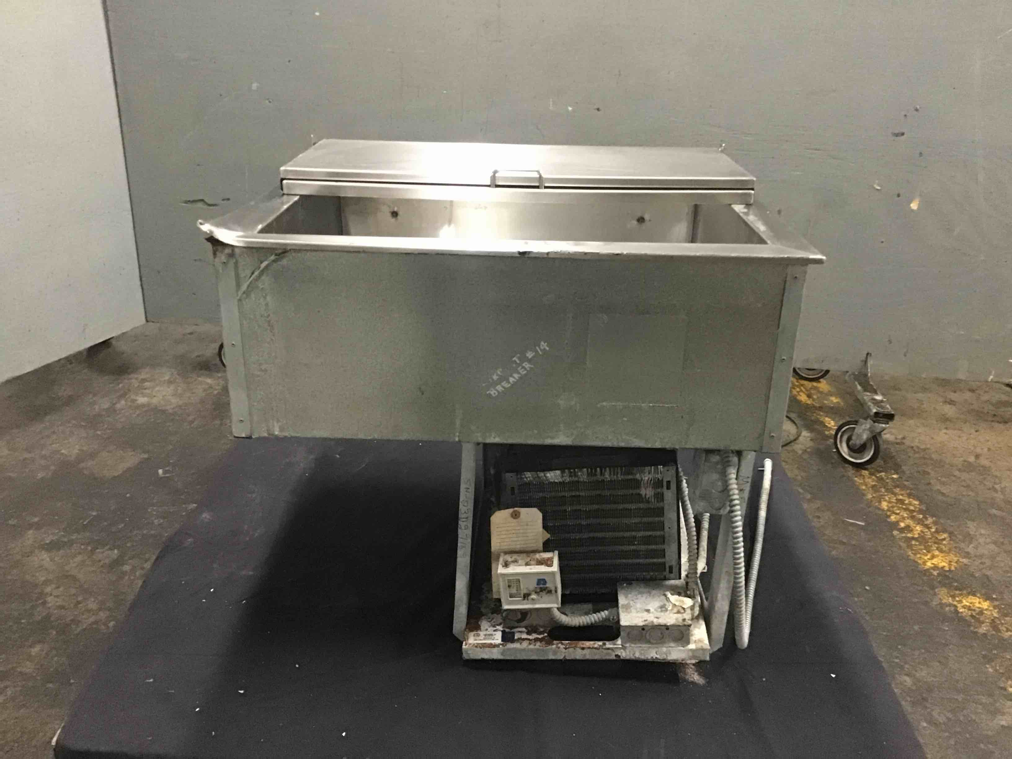 30.58 Inch Stainless Steel Top And Interior Drop In Refrigerated Cold Pan 