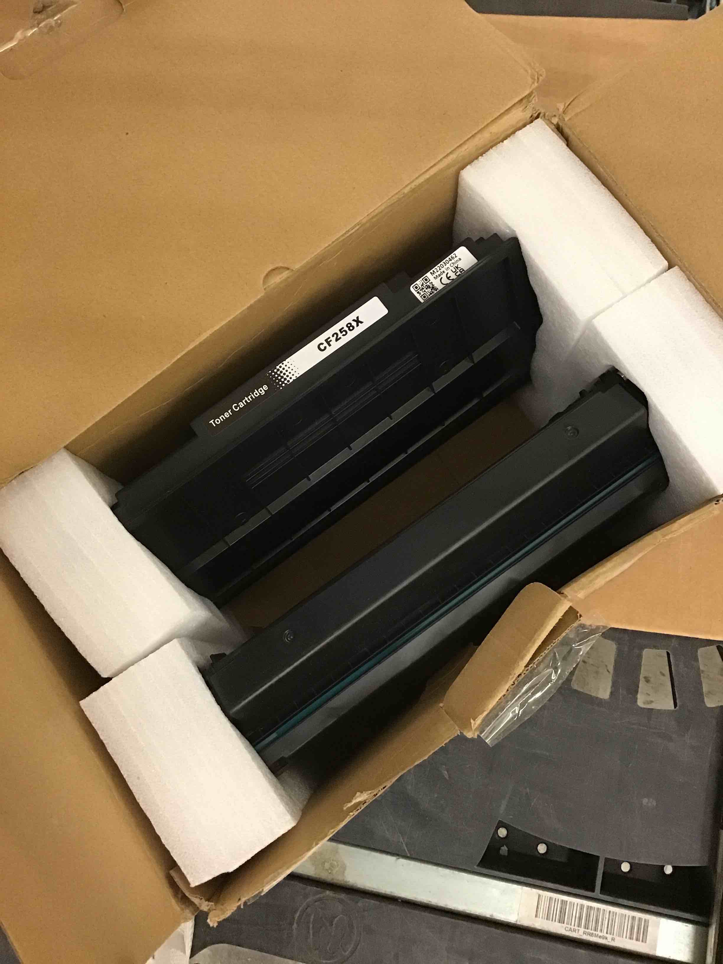 https://s3.amazonaws.com/lotting-images-prod/bidfta/GRN3847162_1681852640846.jpeg