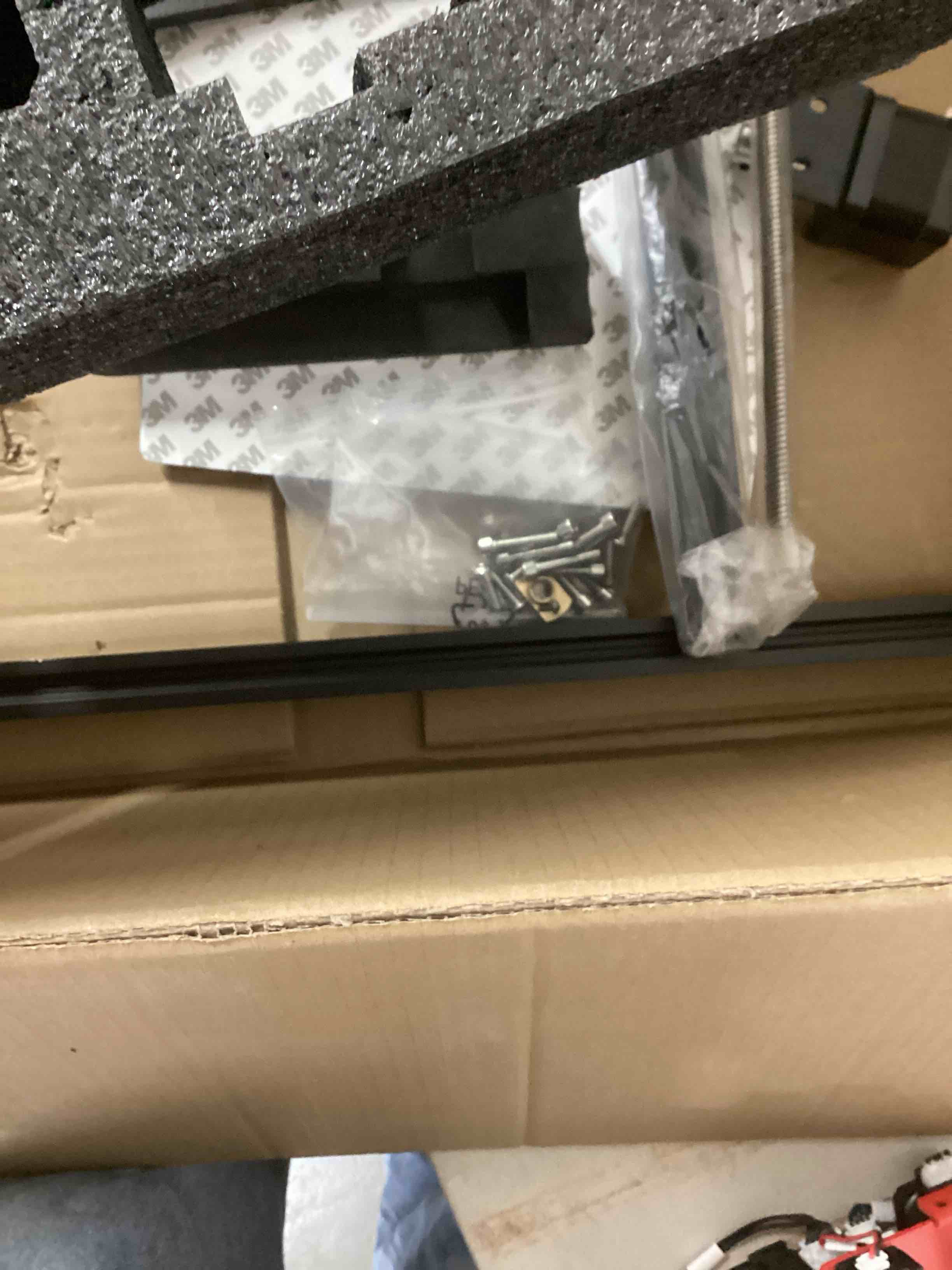 https://s3.amazonaws.com/lotting-images-prod/bidfta/GRN3861838_1674082262339.jpeg