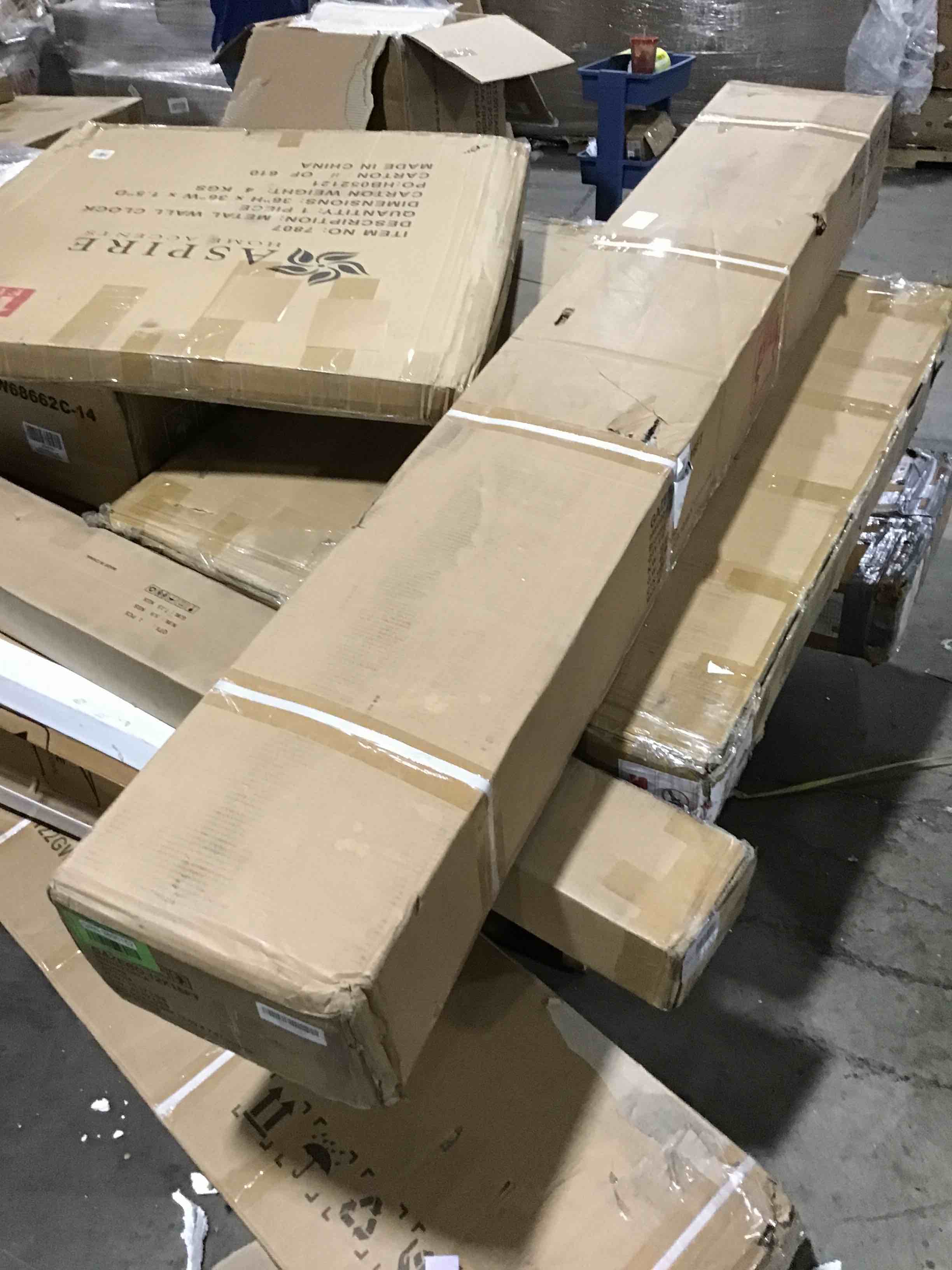 https://s3.amazonaws.com/lotting-images-prod/bidfta/GRN3896162_1694712123110.jpeg