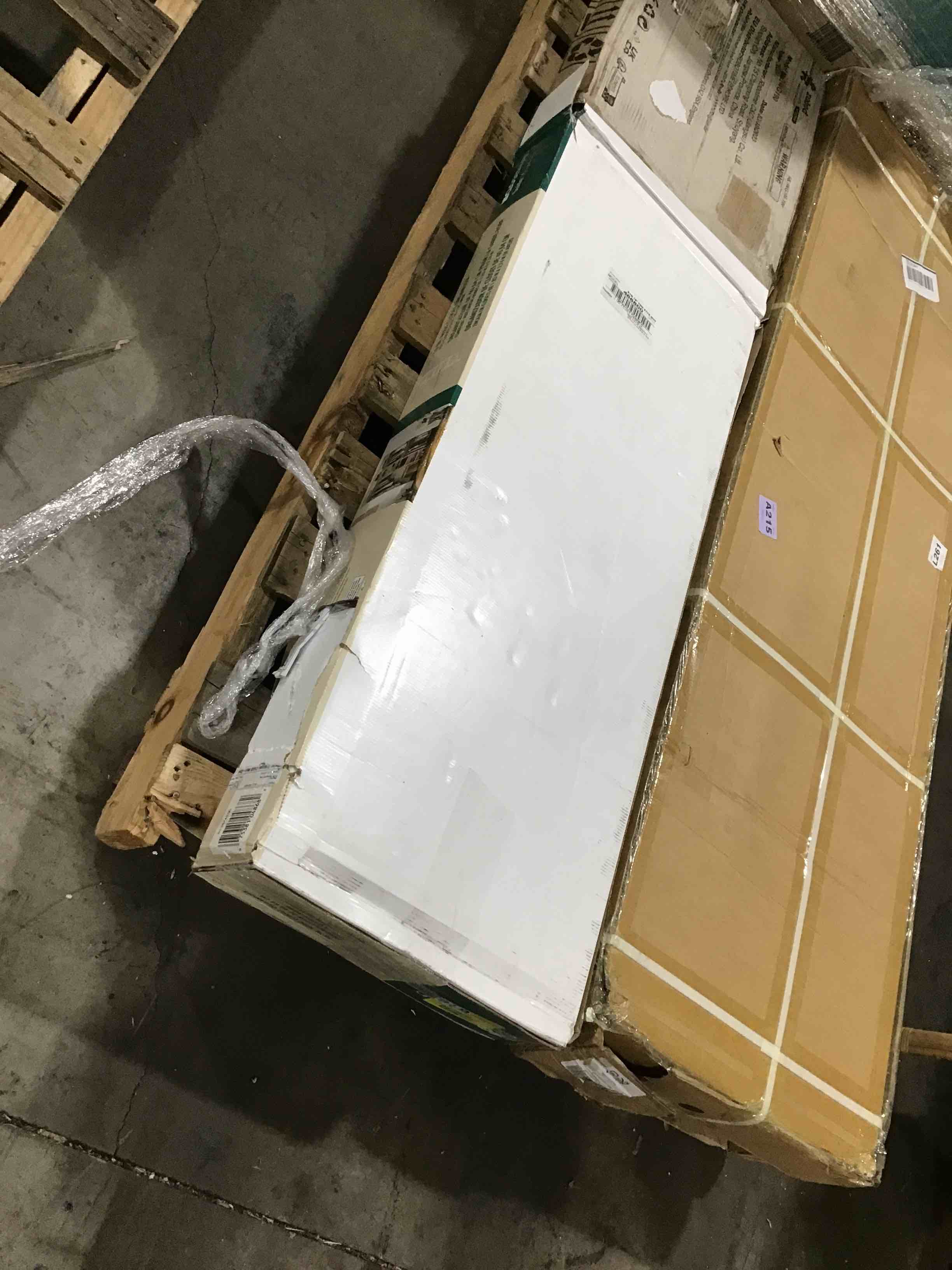 https://s3.amazonaws.com/lotting-images-prod/bidfta/GRN3896460_1695231350004.jpeg