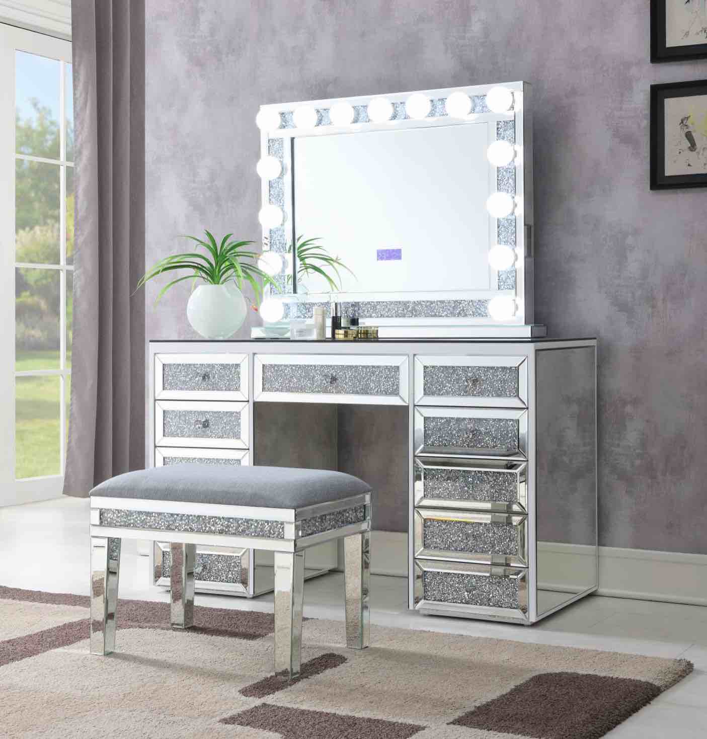 Everly Quinn Estrid Vanity (incomplete, mirror and bulbs only)