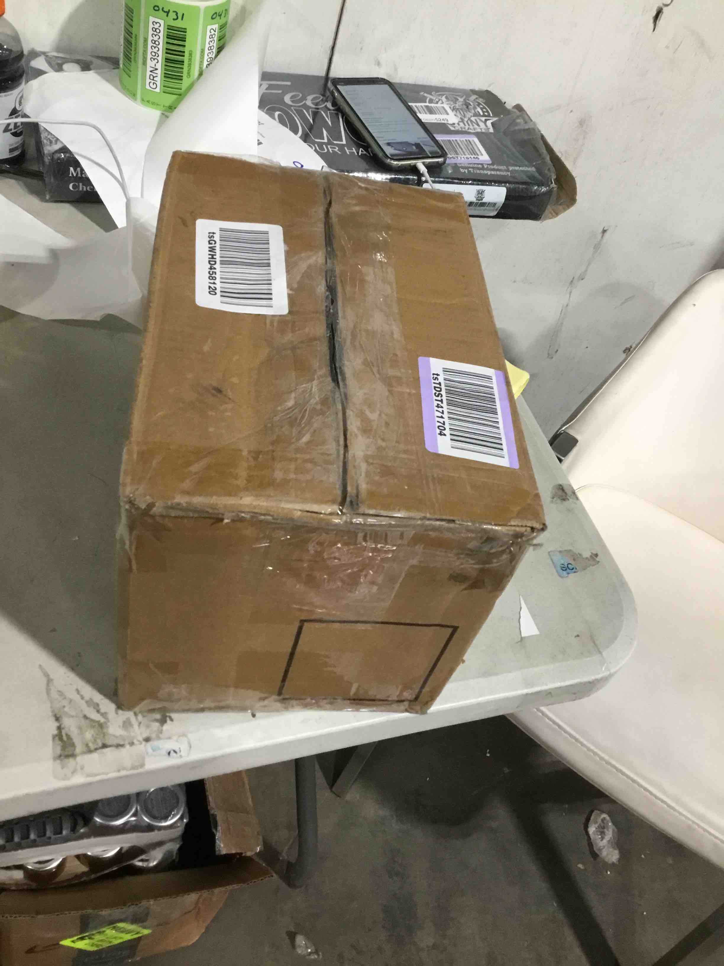 https://s3.amazonaws.com/lotting-images-prod/bidfta/GRN3938387_1674162998682.jpeg