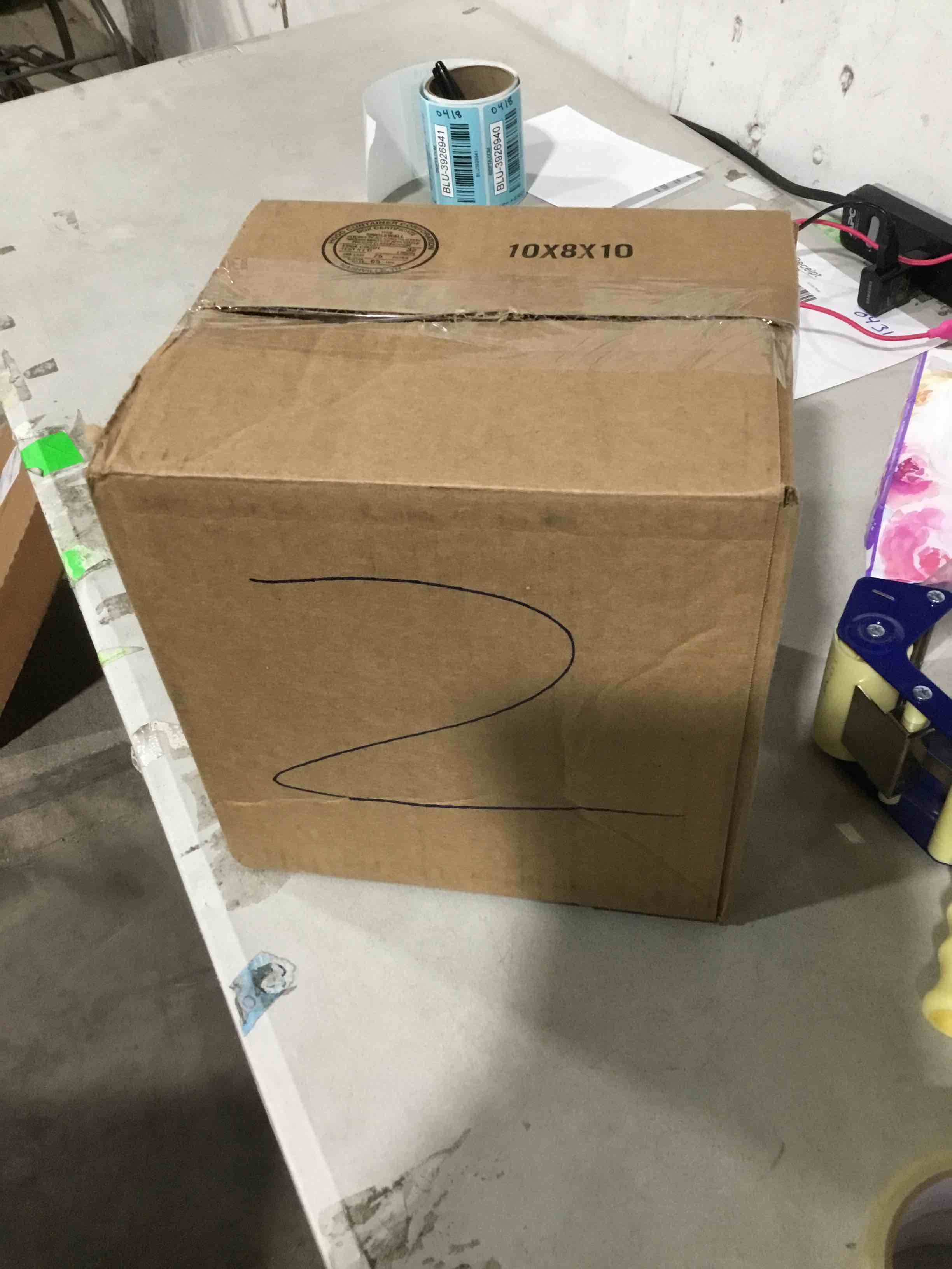 https://s3.amazonaws.com/lotting-images-prod/bidfta/GRN3938398_1674151364386.jpeg