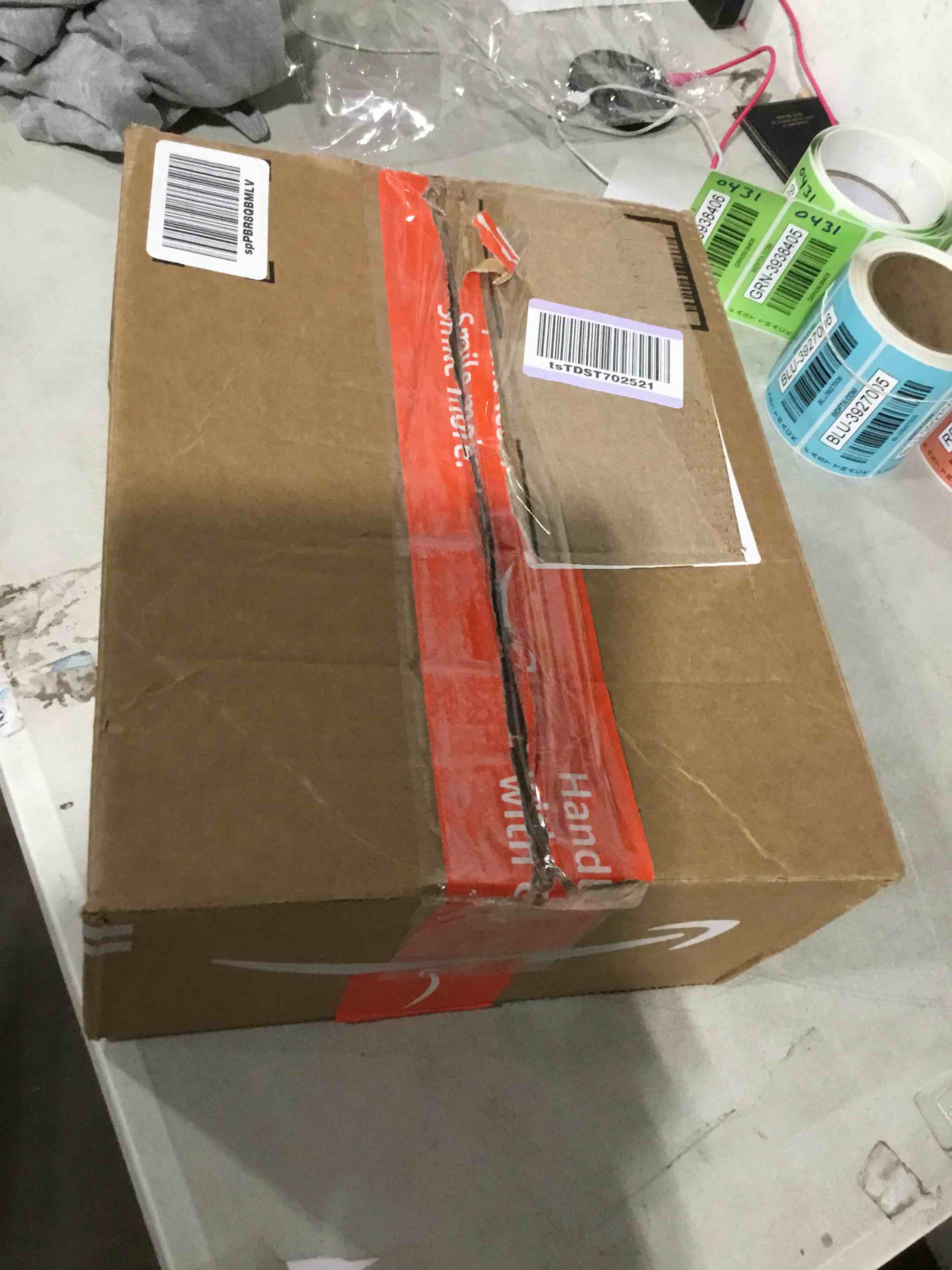 https://s3.amazonaws.com/lotting-images-prod/bidfta/GRN3938406_1674141995182.jpeg
