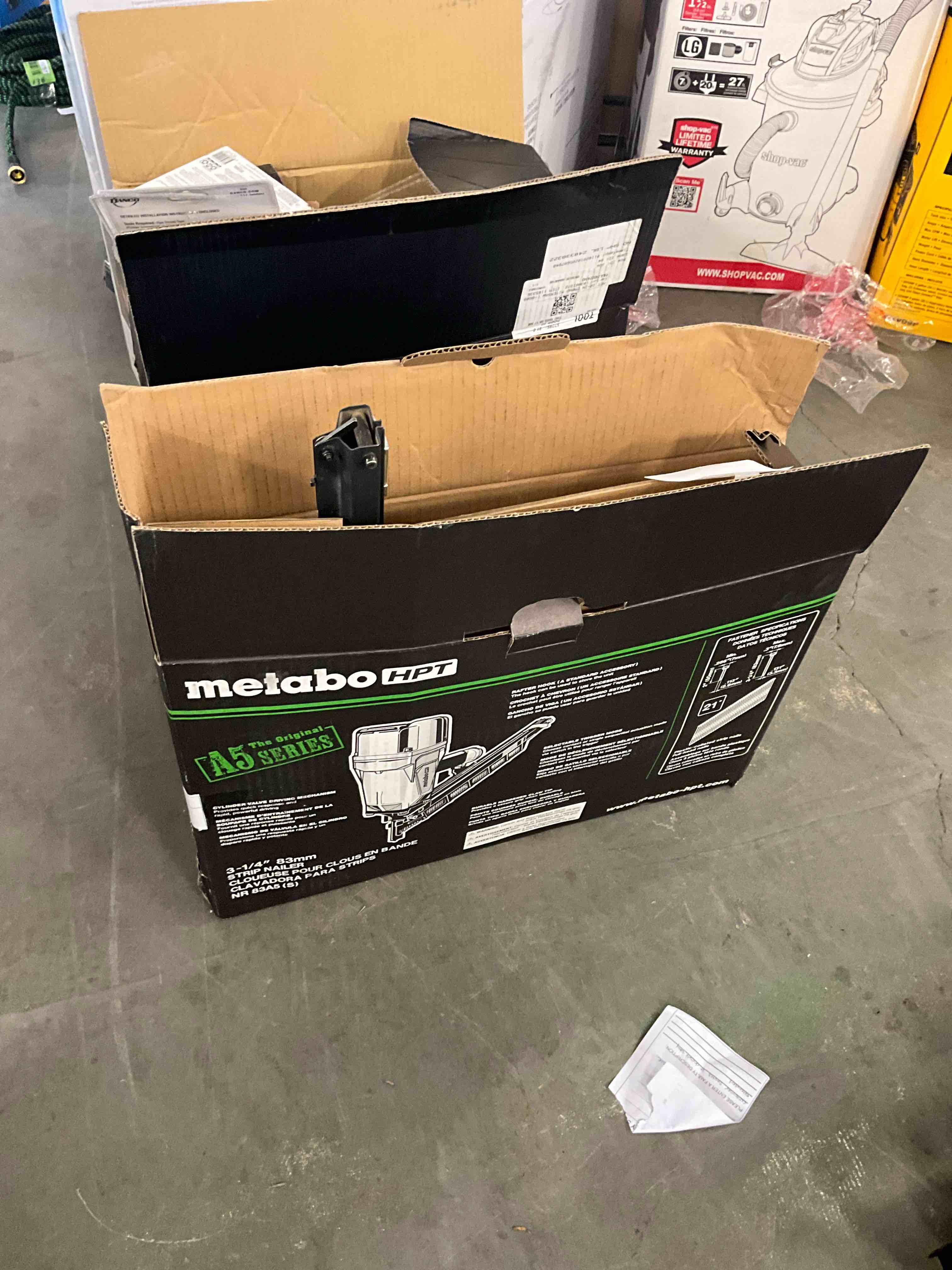 https://s3.amazonaws.com/lotting-images-prod/bidfta/GRN3960289_1714320361826.jpeg