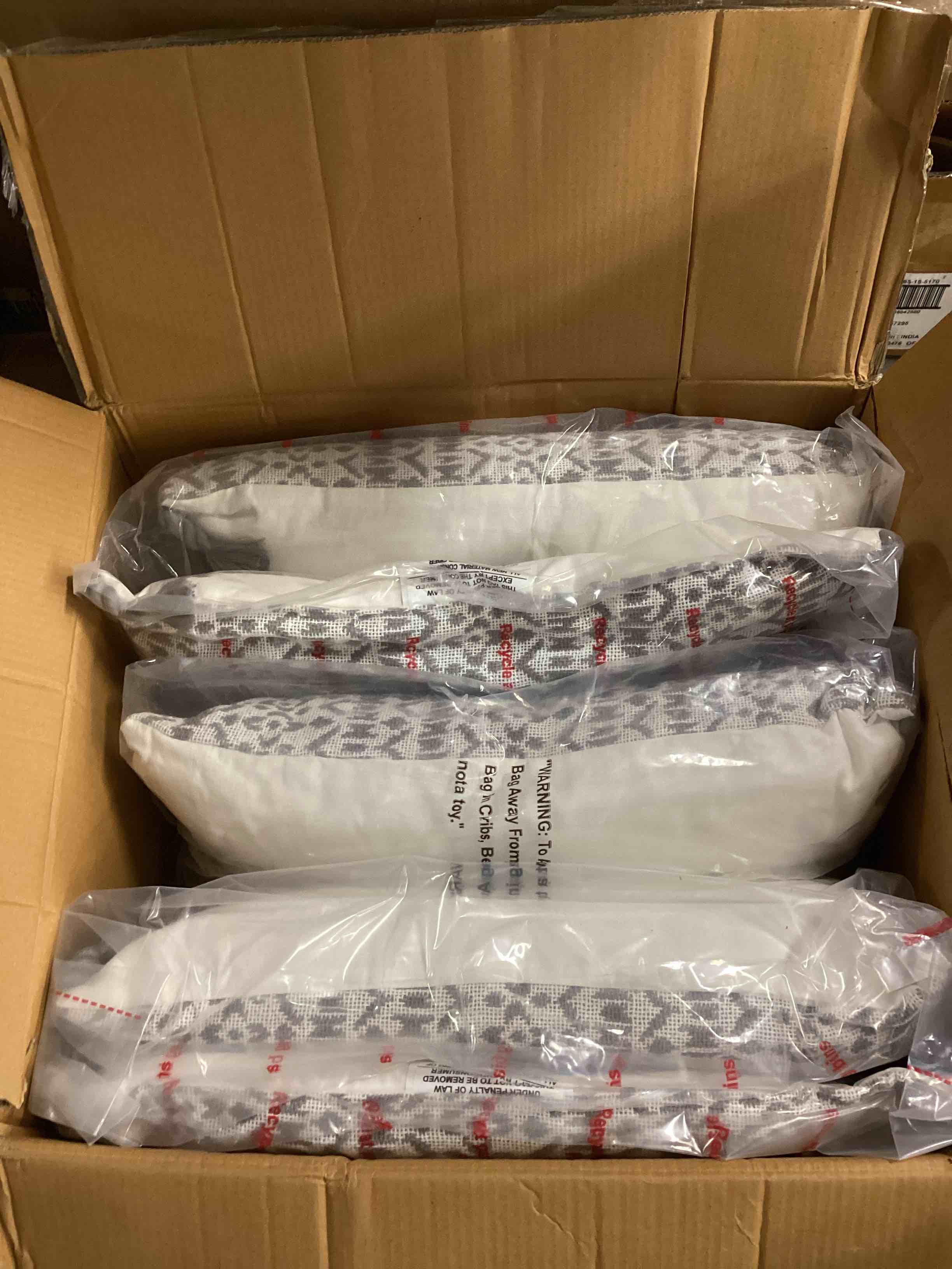 https://s3.amazonaws.com/lotting-images-prod/bidfta/GRN3960873_1690580496389.jpeg
