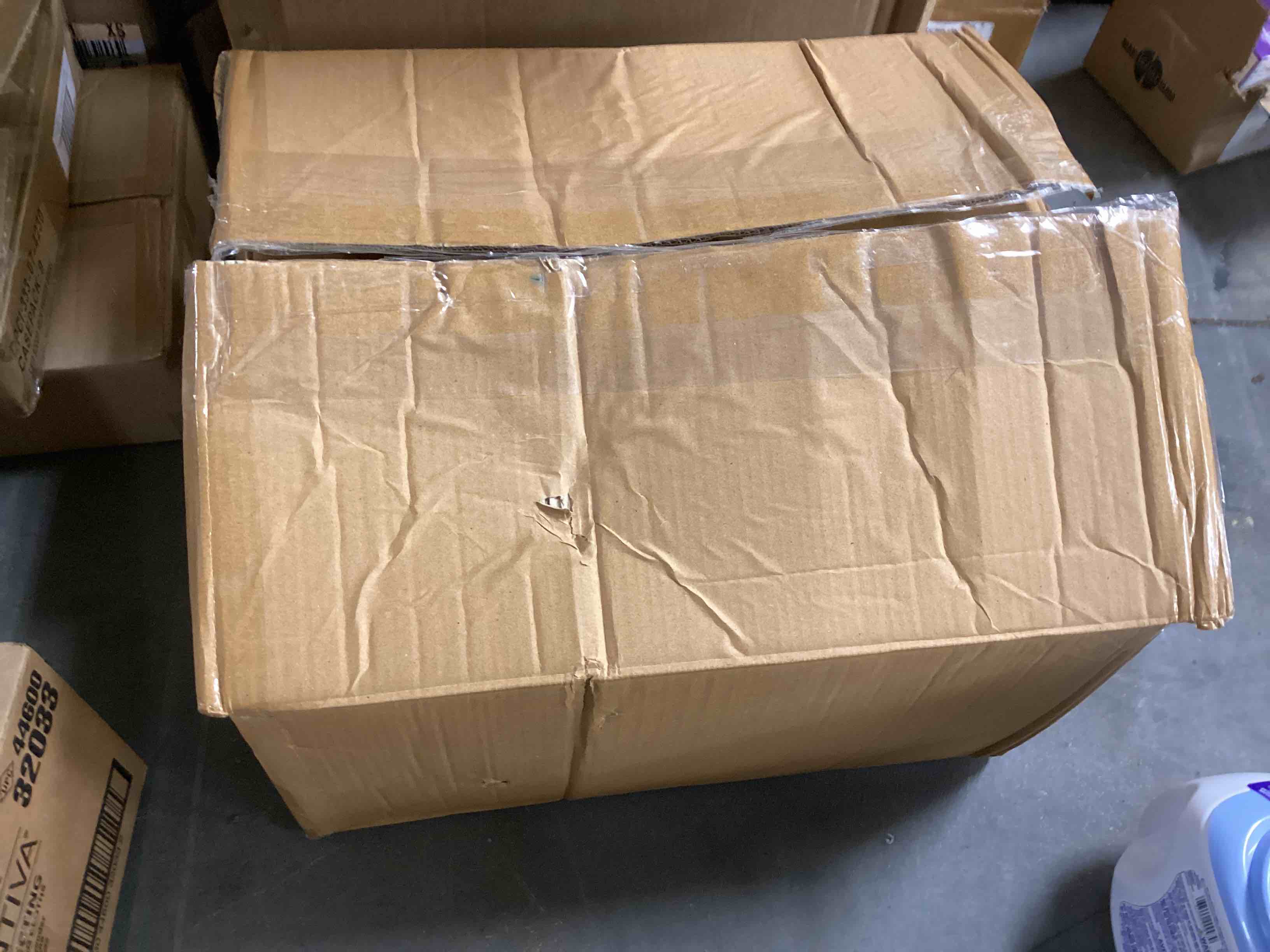 https://s3.amazonaws.com/lotting-images-prod/bidfta/GRN3960873_1690580504338.jpeg
