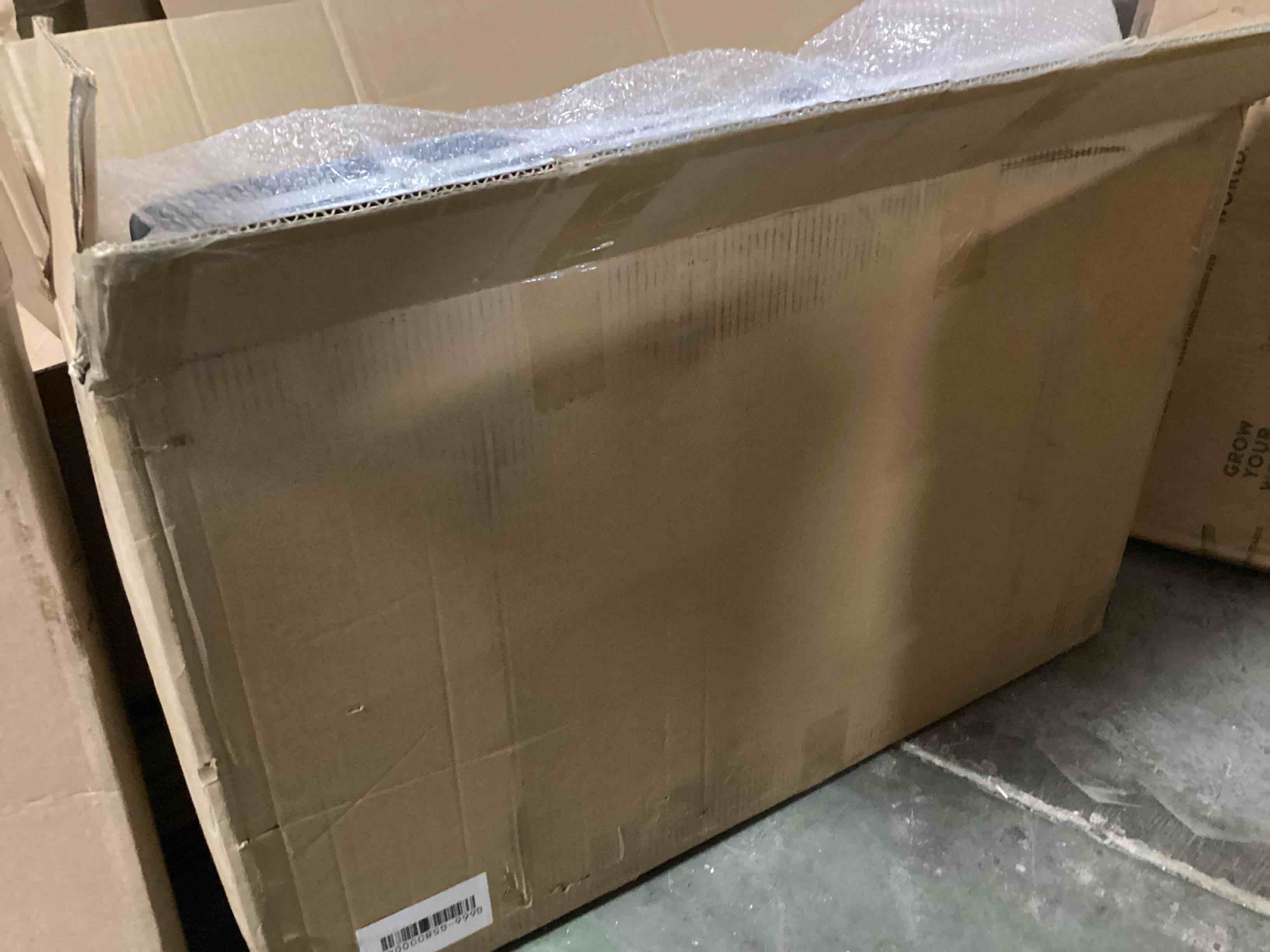 https://s3.amazonaws.com/lotting-images-prod/bidfta/GRN3961077_1690925034030.jpeg