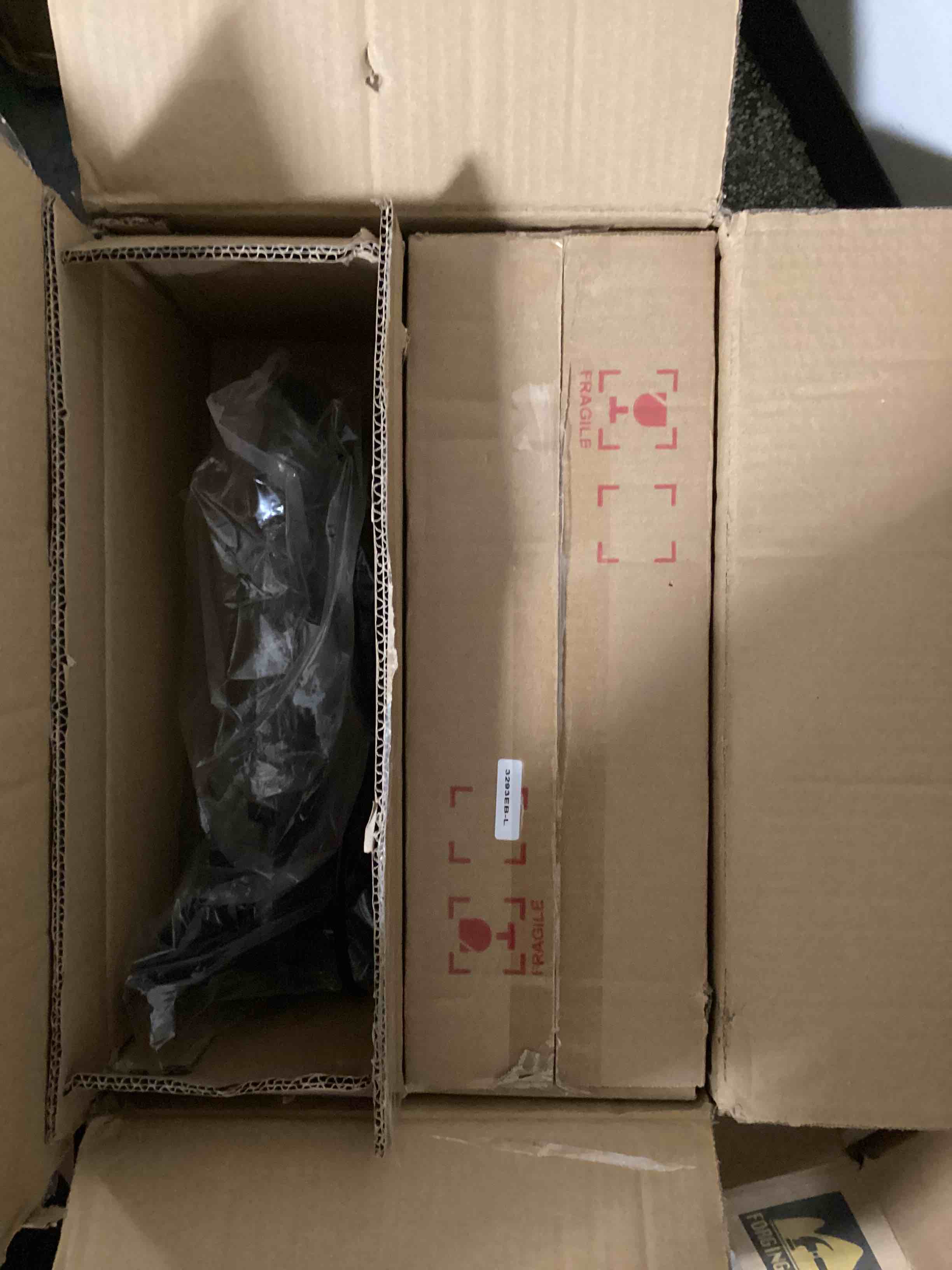 https://s3.amazonaws.com/lotting-images-prod/bidfta/GRN3961907_1696425271966.jpeg