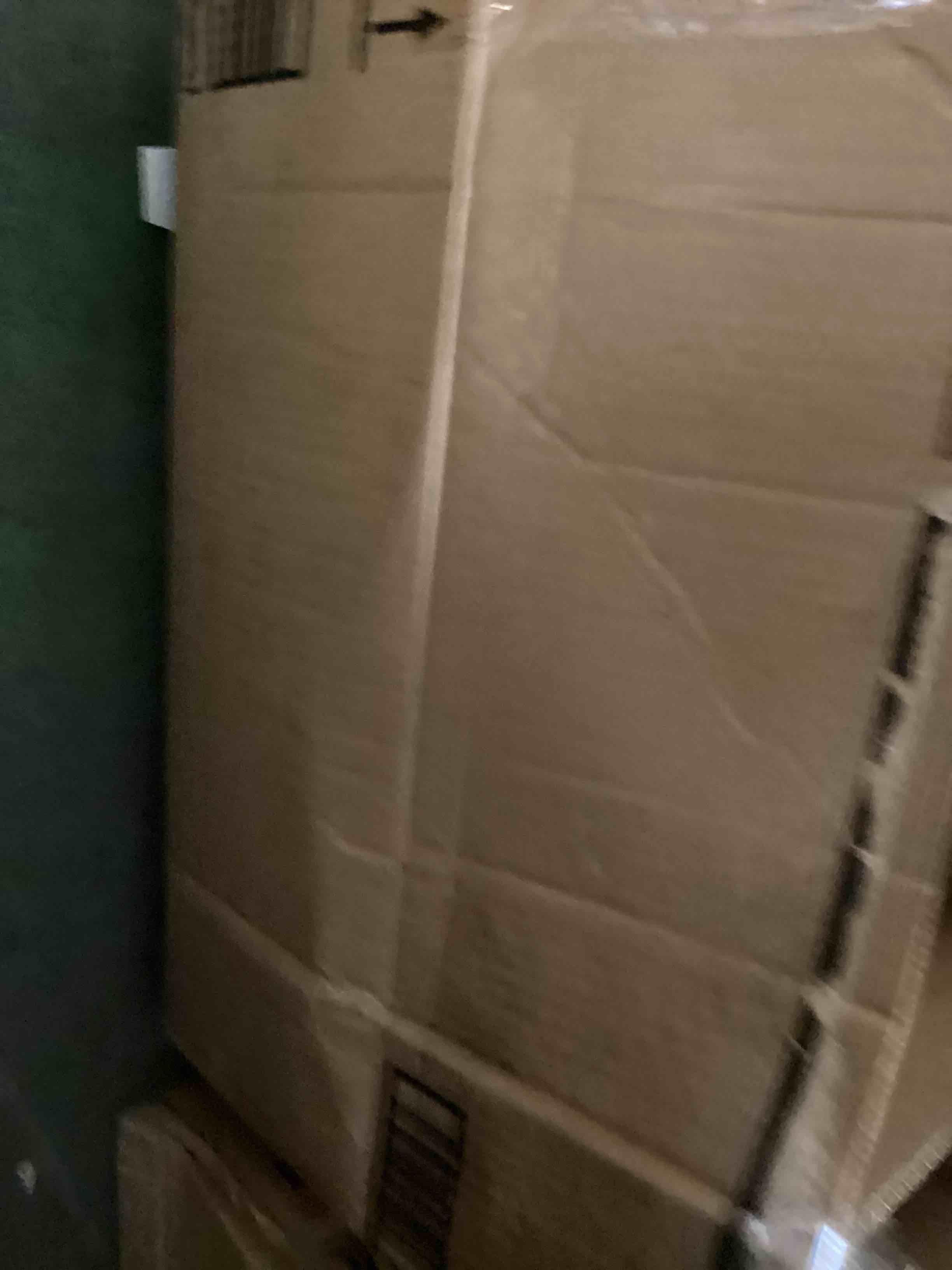 https://s3.amazonaws.com/lotting-images-prod/bidfta/GRN3961920_1696427388406.jpeg