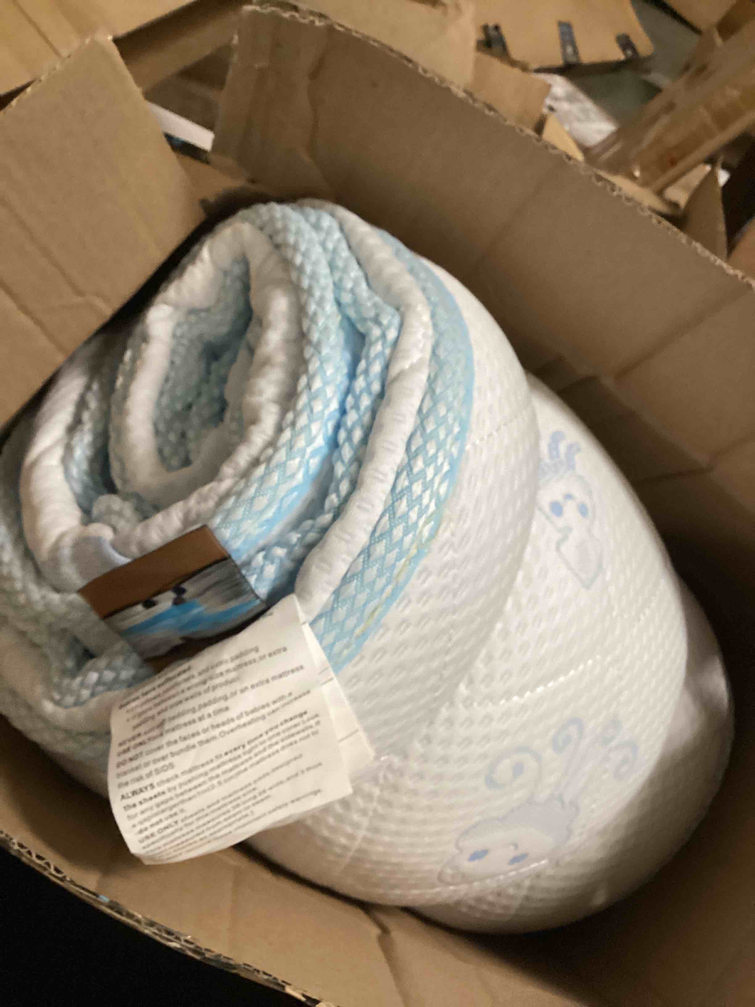 https://s3.amazonaws.com/lotting-images-prod/bidfta/GRN3961933_1696429648904.jpeg