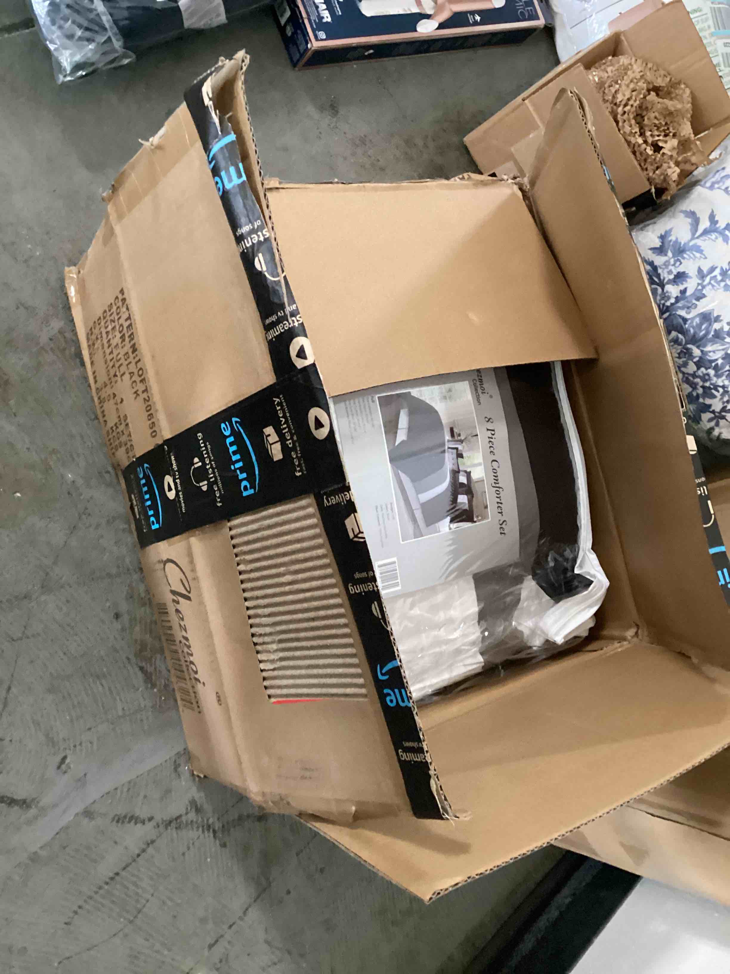https://s3.amazonaws.com/lotting-images-prod/bidfta/GRN3962868_1699627565791.jpeg