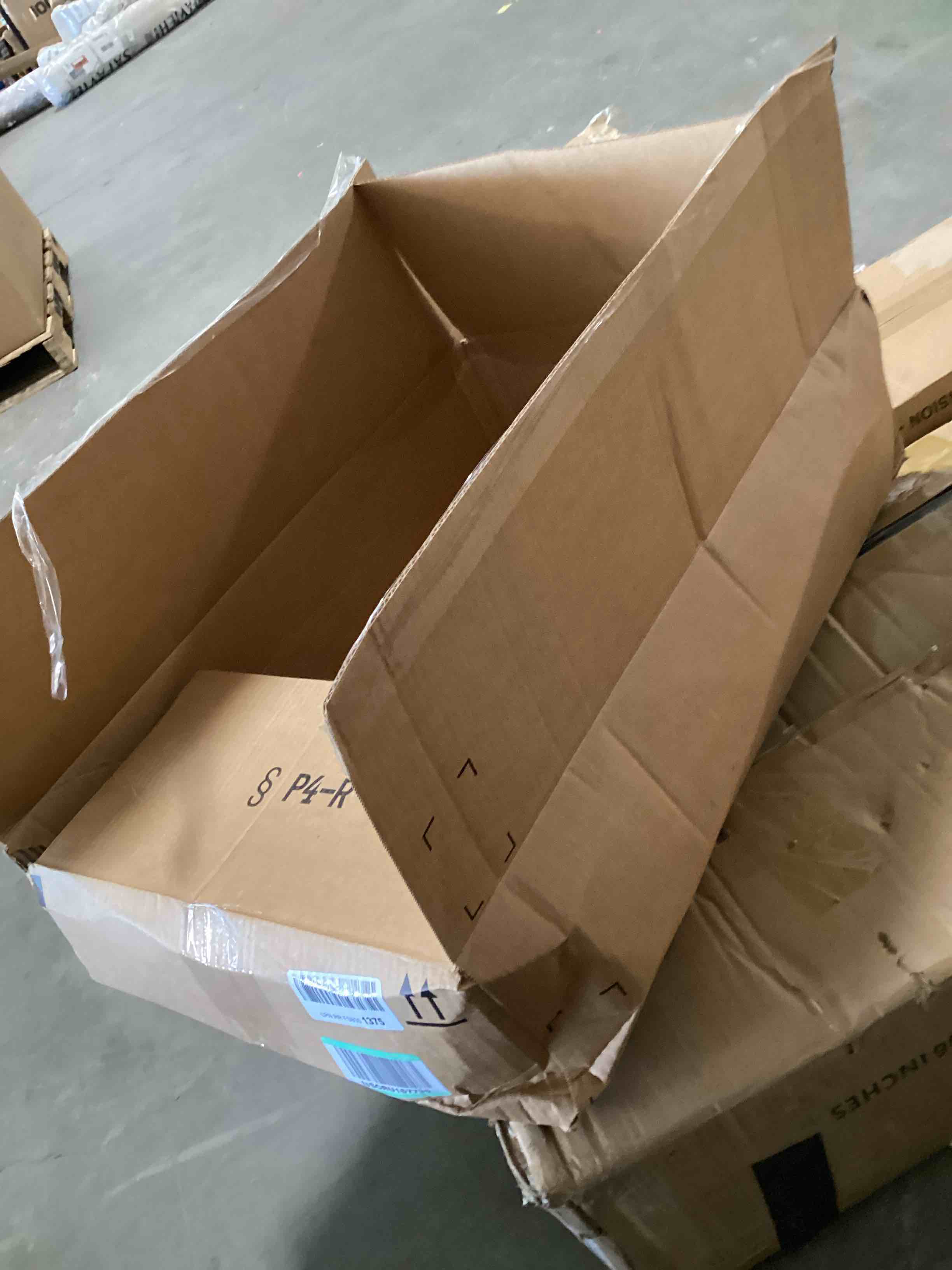 https://s3.amazonaws.com/lotting-images-prod/bidfta/GRN3962880_1699632489039.jpeg