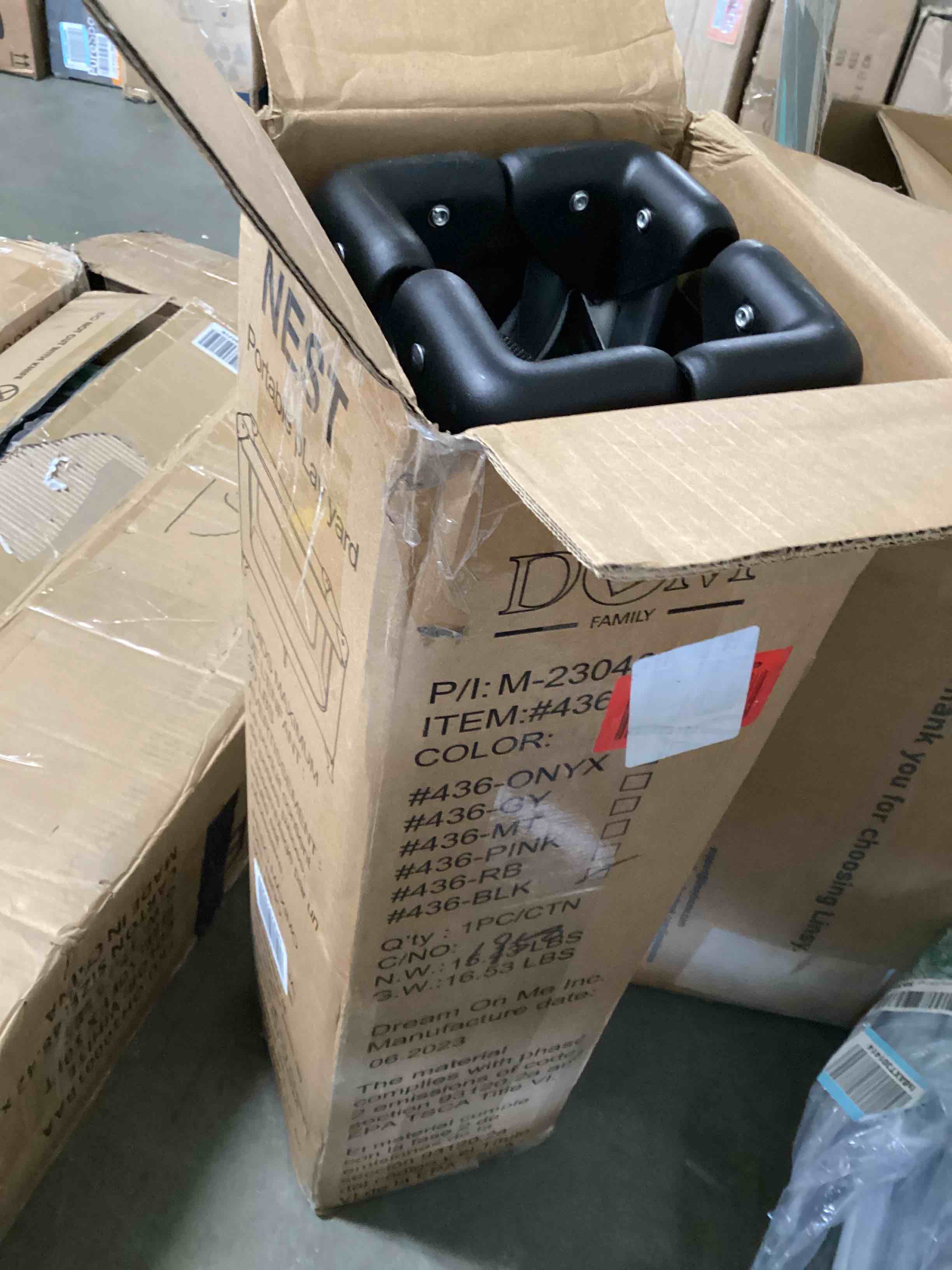 https://s3.amazonaws.com/lotting-images-prod/bidfta/GRN3962881_1699632604787.jpeg
