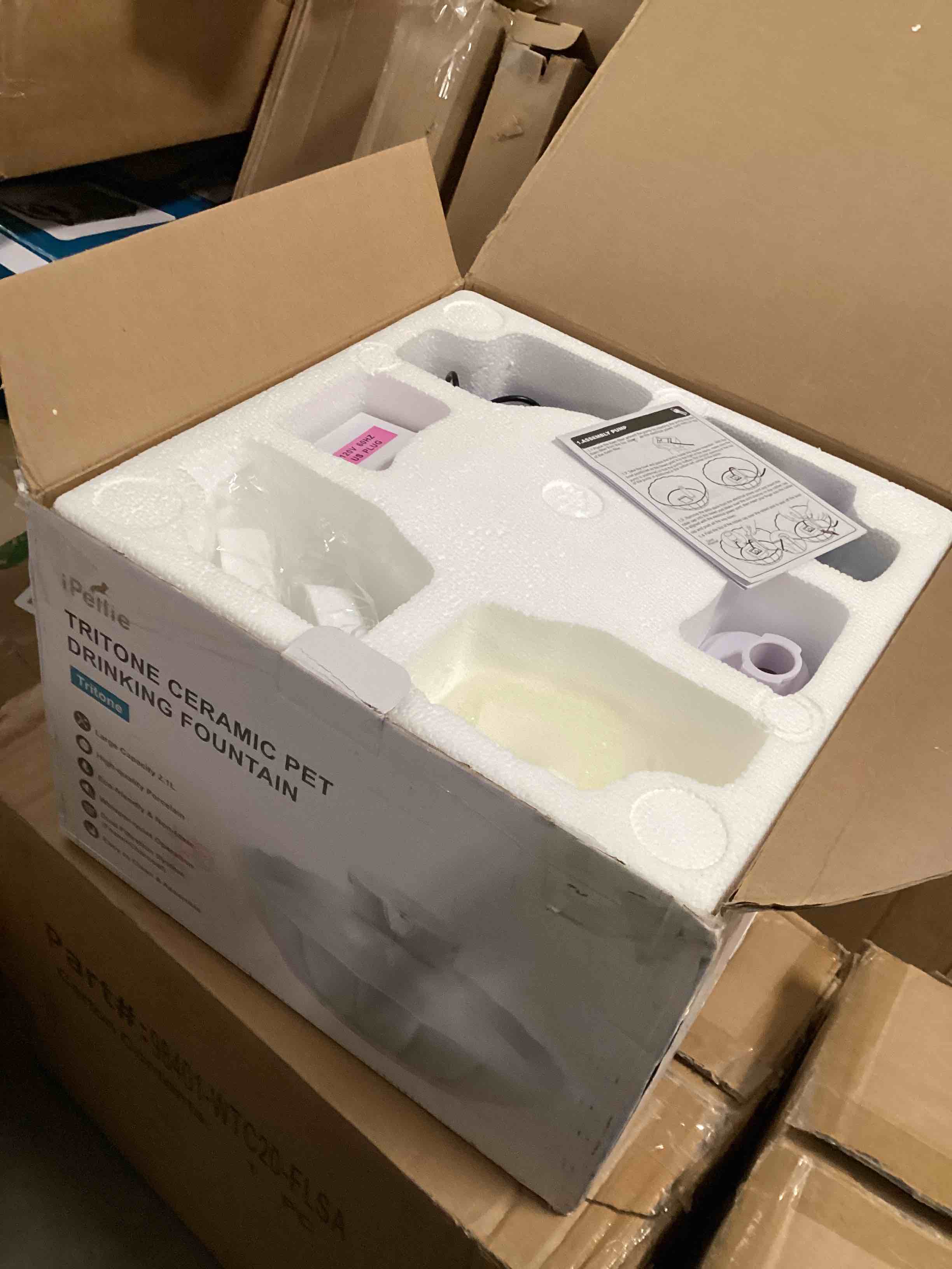 https://s3.amazonaws.com/lotting-images-prod/bidfta/GRN3963014_1699887335329.jpeg
