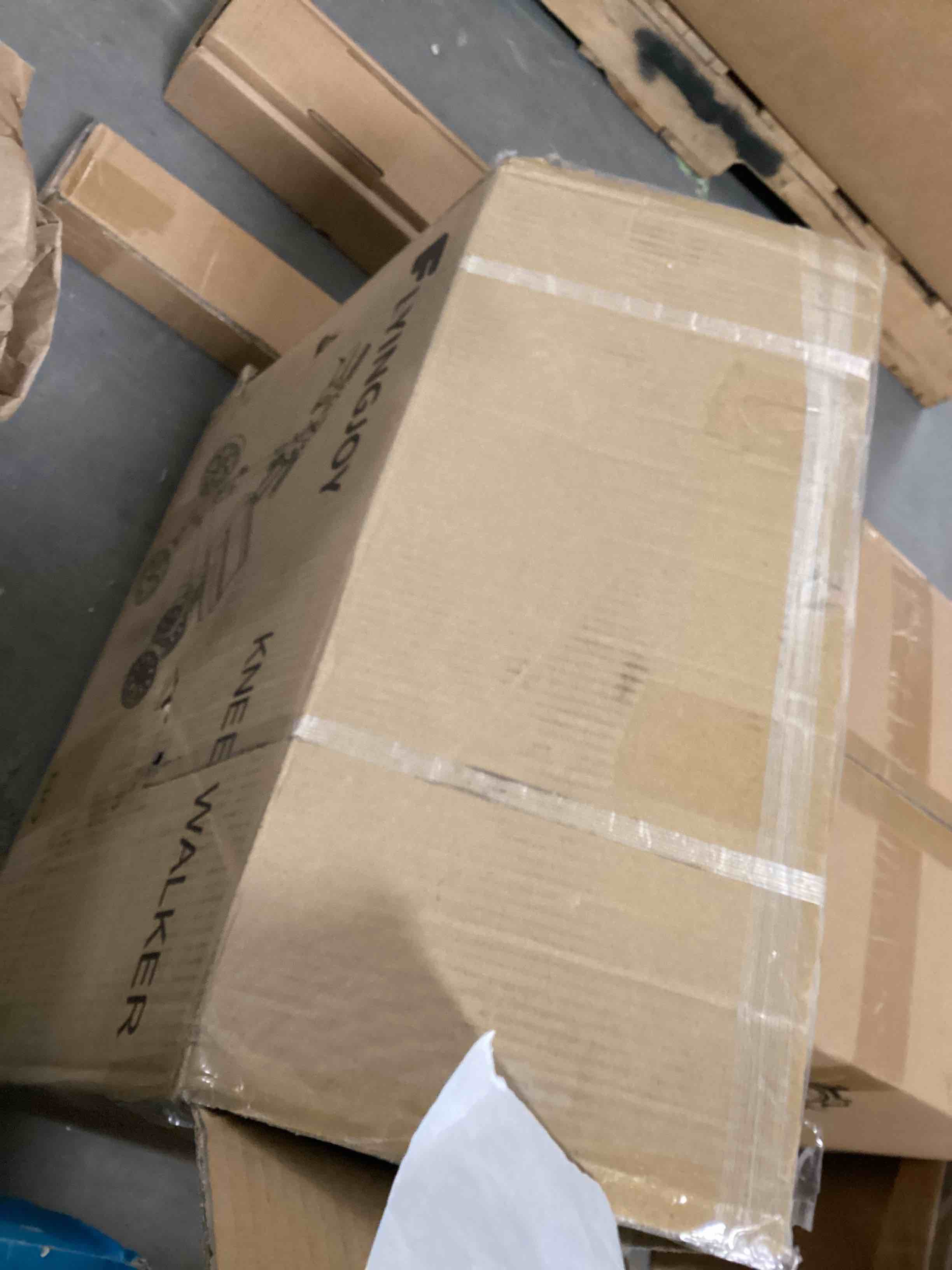 https://s3.amazonaws.com/lotting-images-prod/bidfta/GRN3963047_1699891634784.jpeg