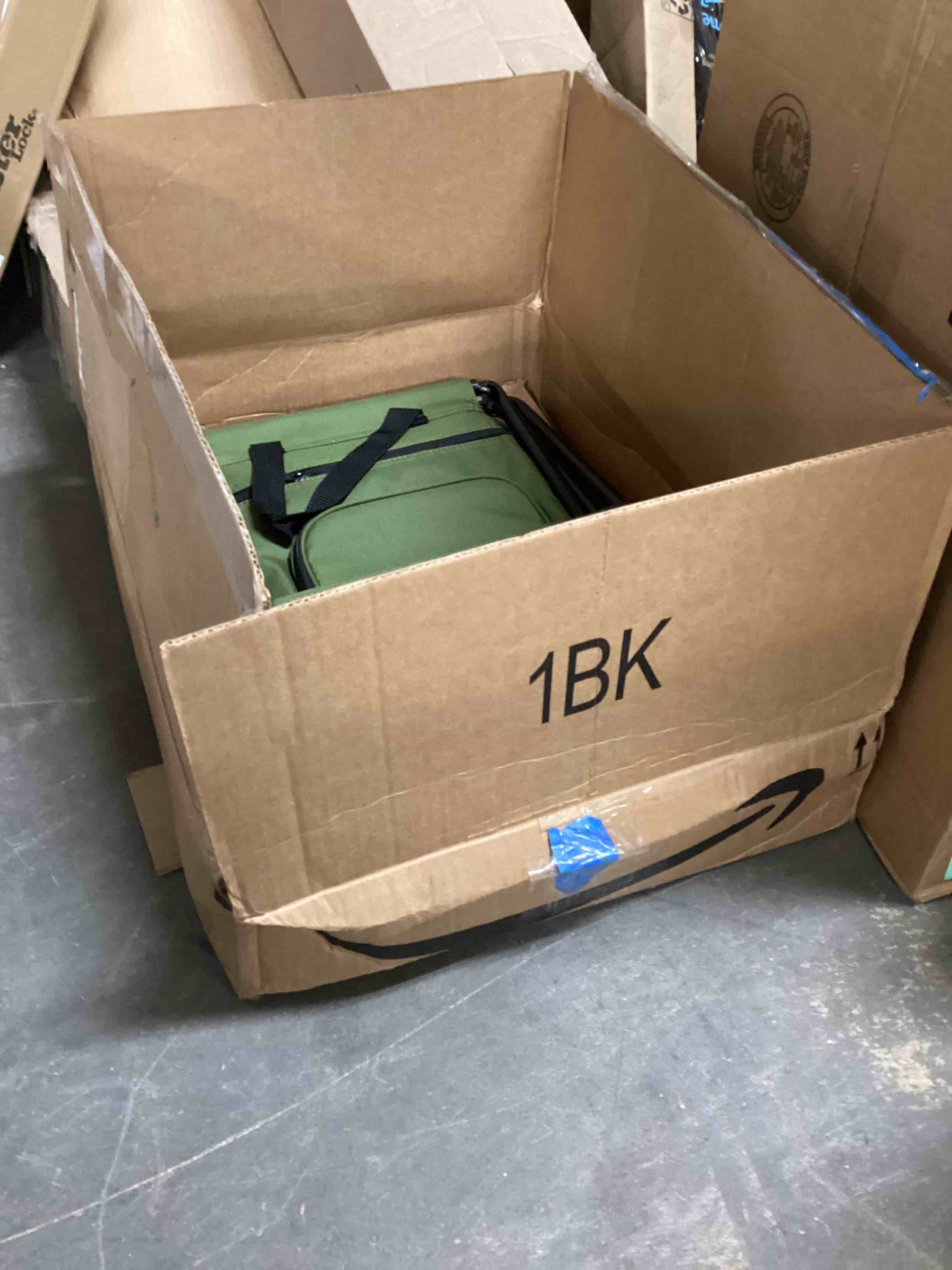 https://s3.amazonaws.com/lotting-images-prod/bidfta/GRN3963079_1699904074234.jpeg