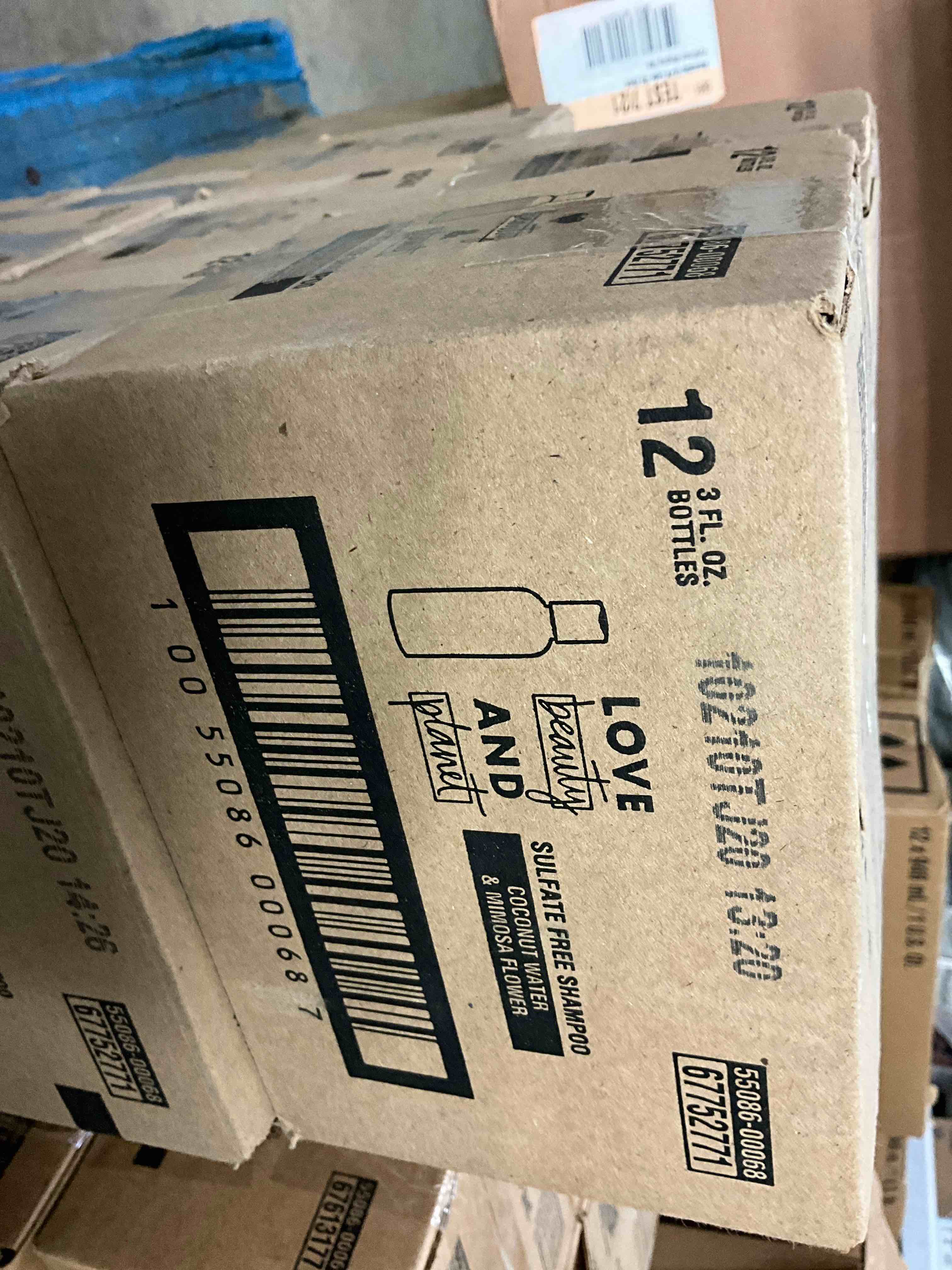 https://s3.amazonaws.com/lotting-images-prod/bidfta/GRN3964470_1706563259092.jpeg