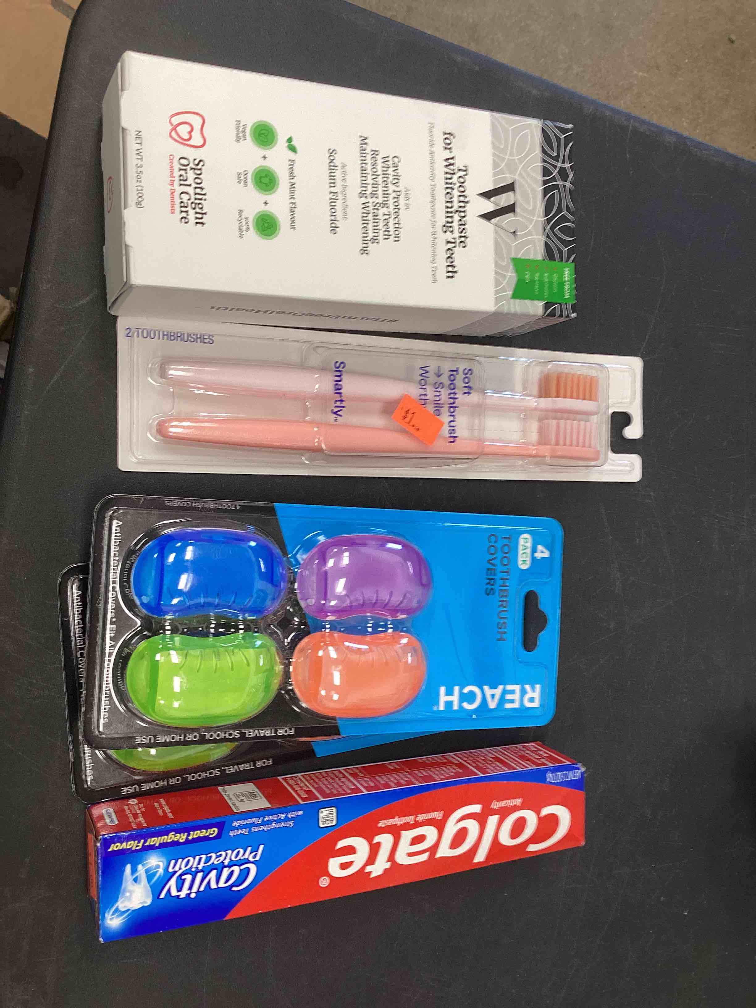 https://s3.amazonaws.com/lotting-images-prod/bidfta/GRN3965240_1695386721079.jpeg