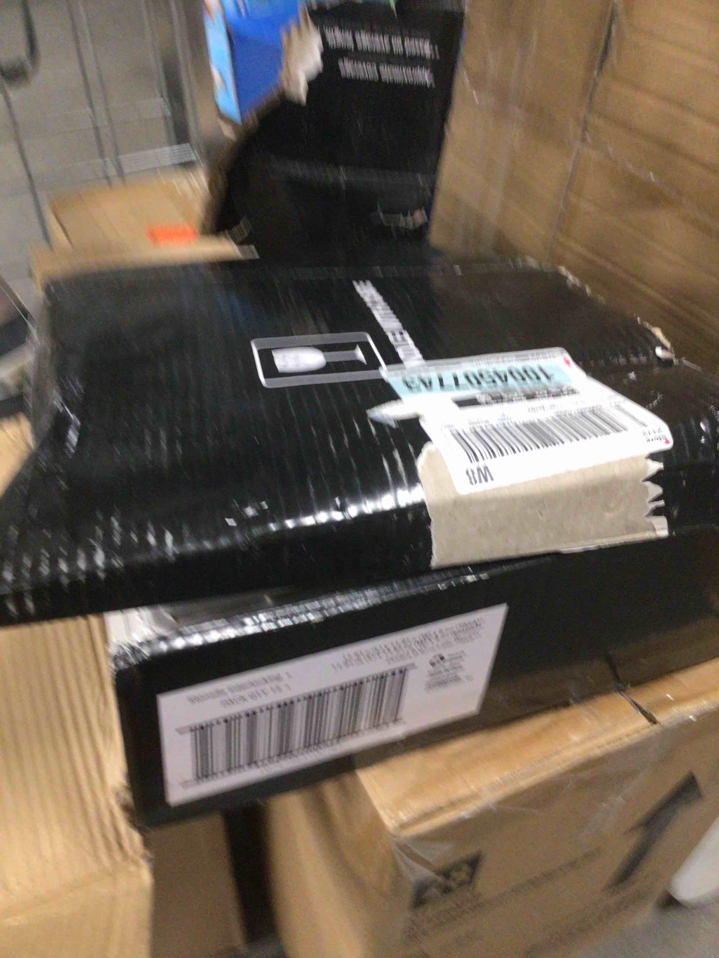 https://s3.amazonaws.com/lotting-images-prod/bidfta/GRN3965654_1697143105764.jpeg