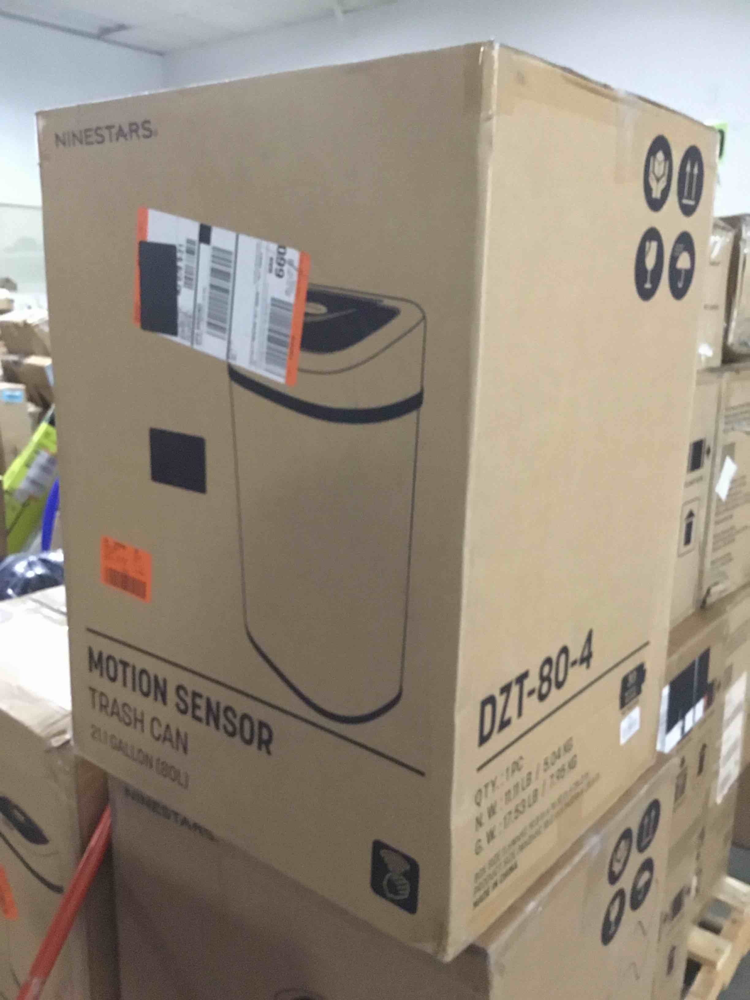 https://s3.amazonaws.com/lotting-images-prod/bidfta/GRN3966309_1697667087556.jpeg