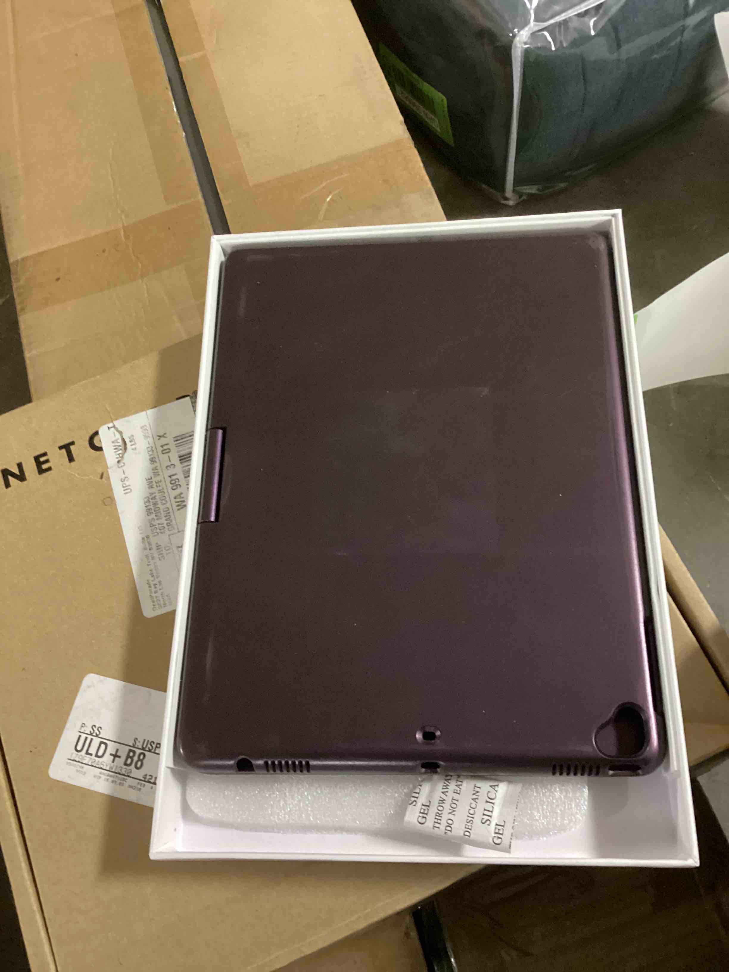 https://s3.amazonaws.com/lotting-images-prod/bidfta/GRN3966623_1691679449986.jpeg