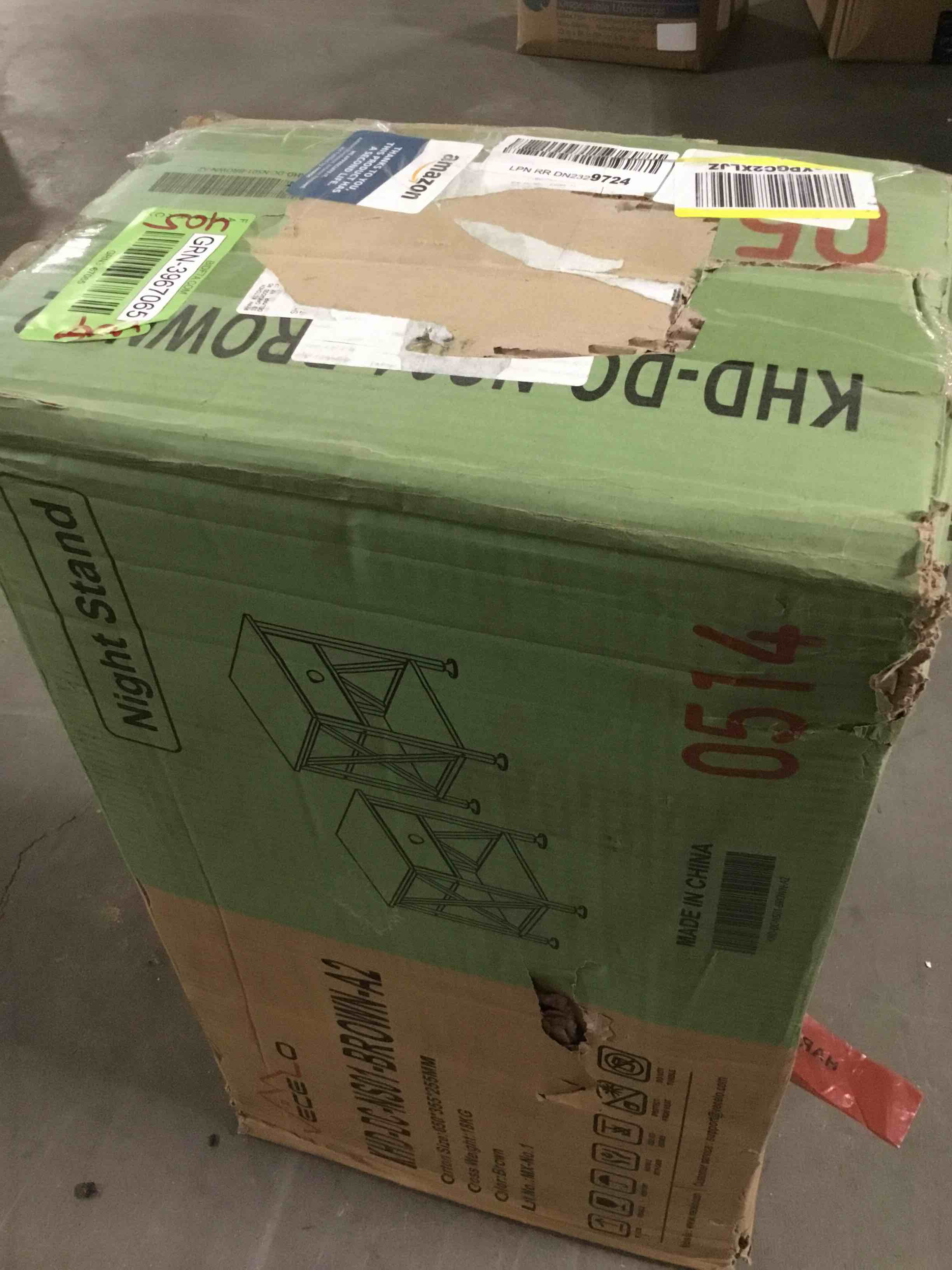 https://s3.amazonaws.com/lotting-images-prod/bidfta/GRN3967065_1692309638136.jpeg