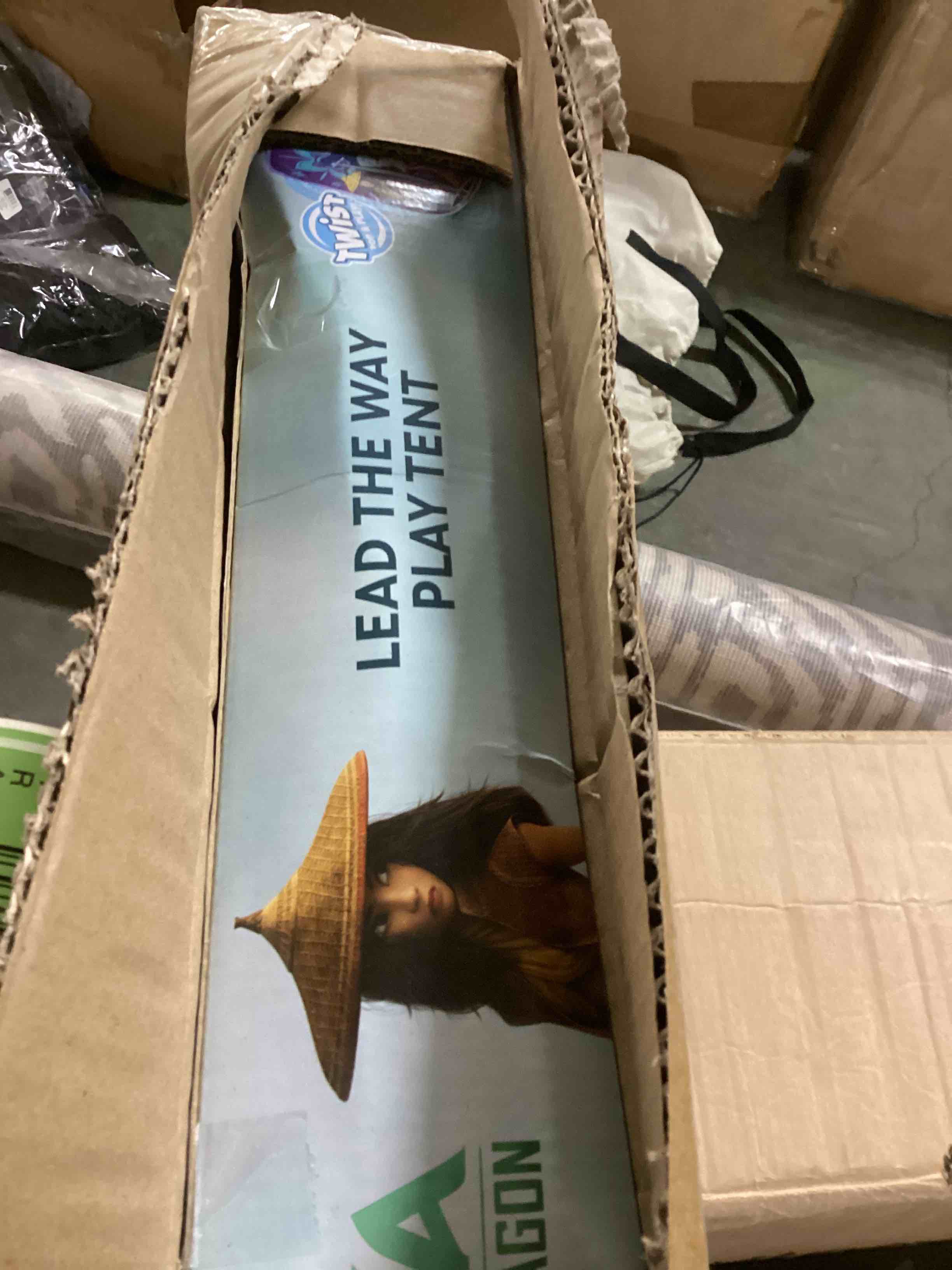 https://s3.amazonaws.com/lotting-images-prod/bidfta/GRN3967385_1692652227305.jpeg