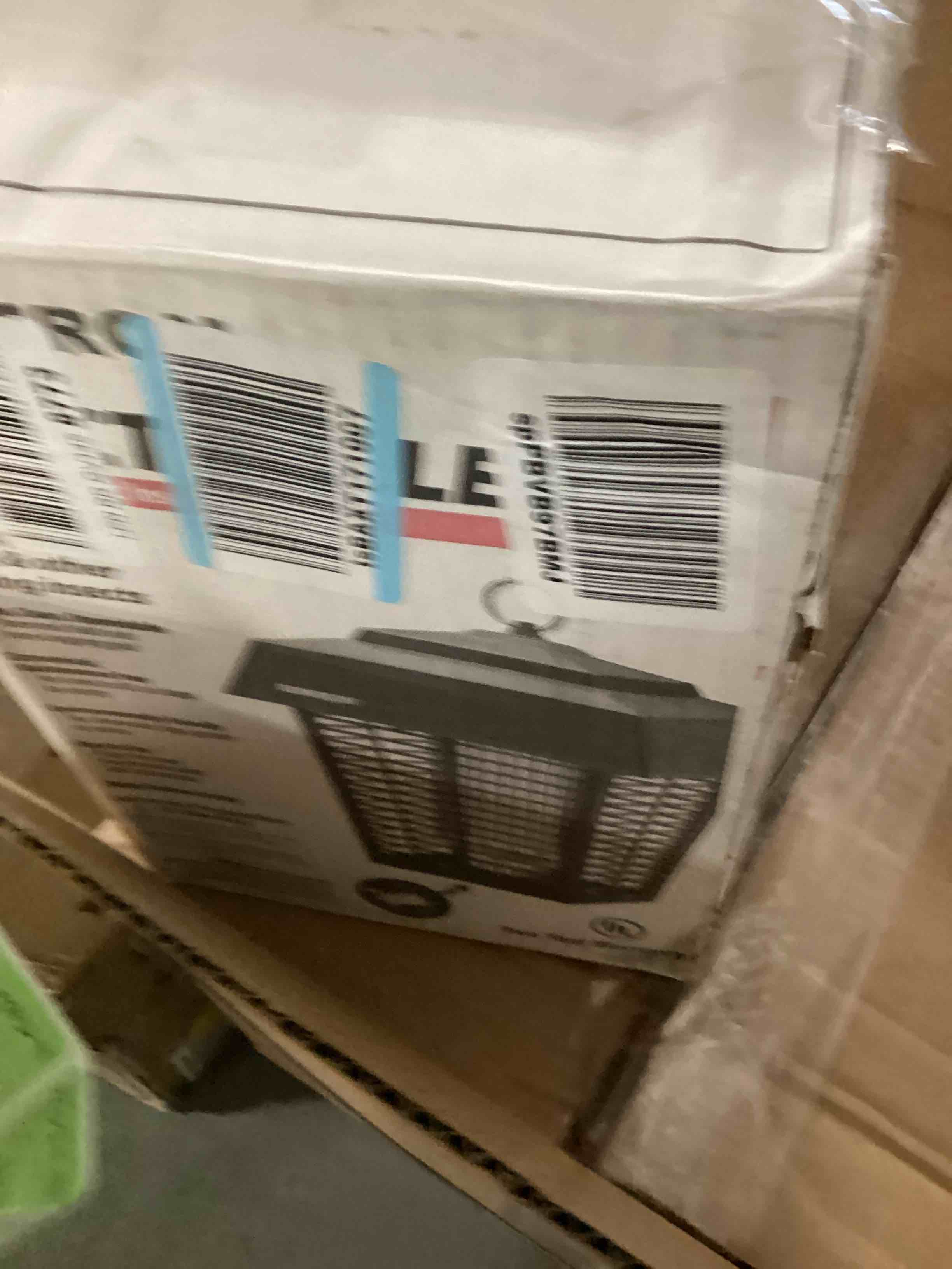 https://s3.amazonaws.com/lotting-images-prod/bidfta/GRN3967939_1700662990655.jpeg