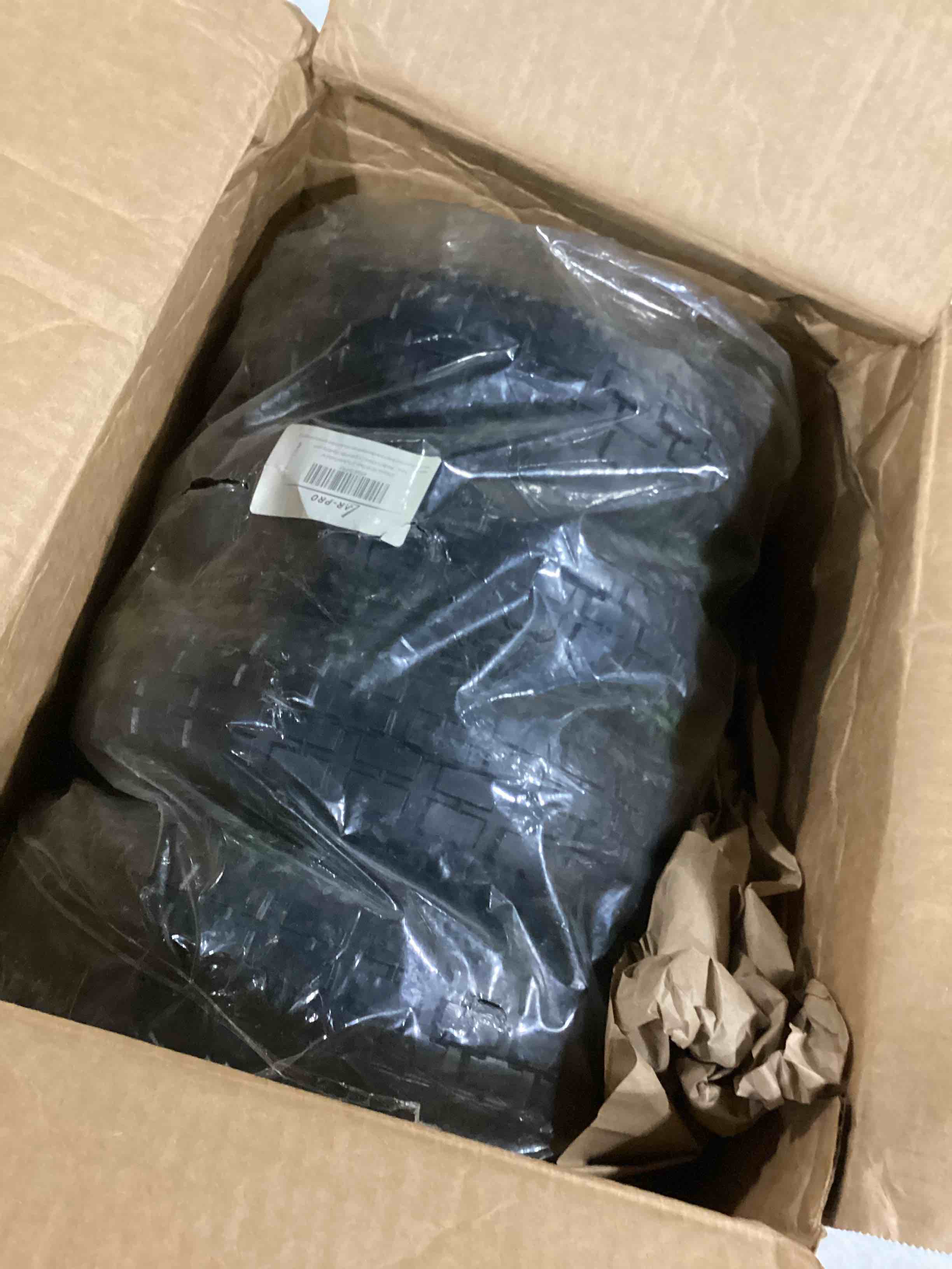 https://s3.amazonaws.com/lotting-images-prod/bidfta/GRN4028096_1706883116442.jpeg