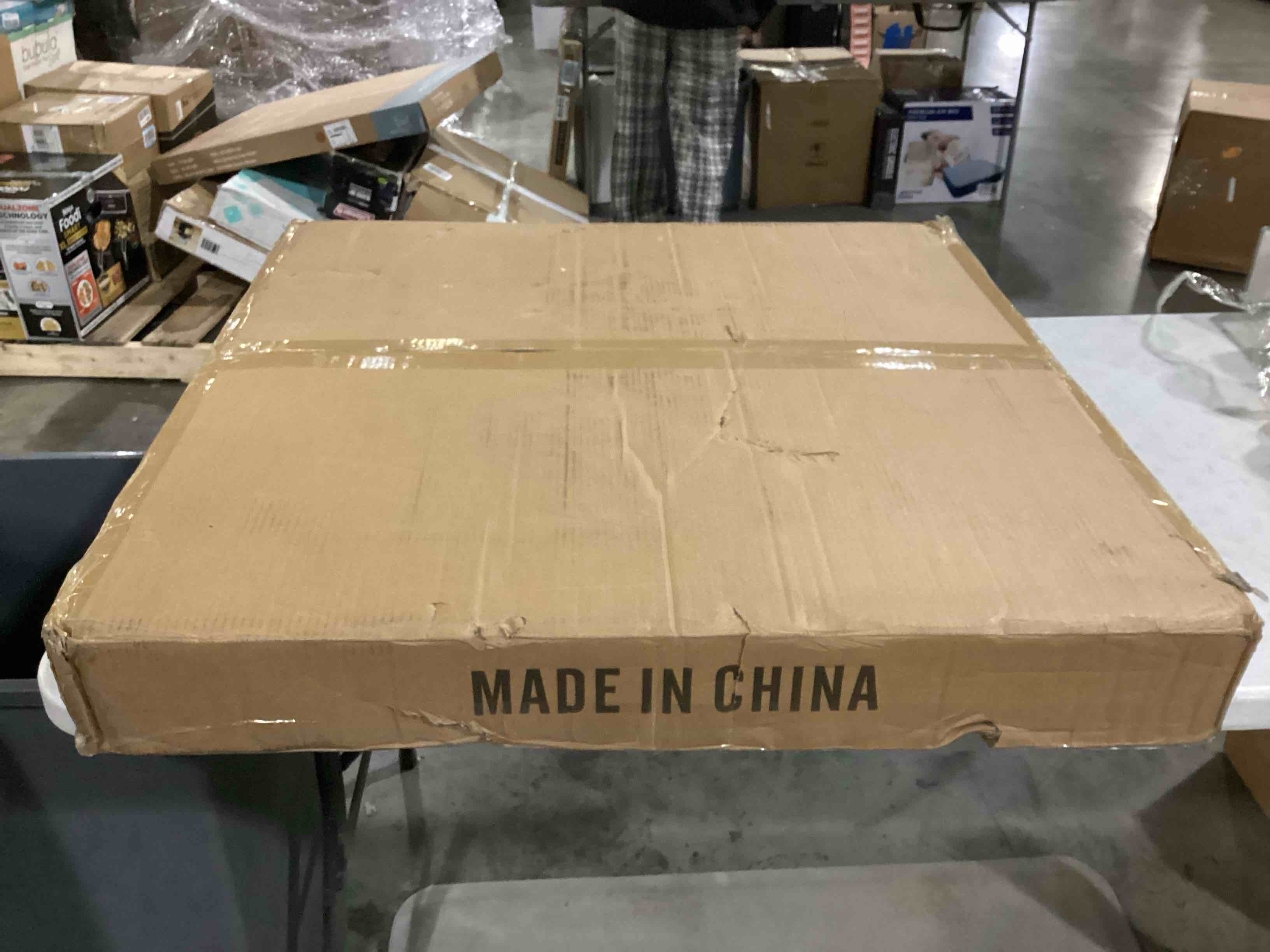 https://s3.amazonaws.com/lotting-images-prod/bidfta/GRN4028637_1707398898044.jpeg