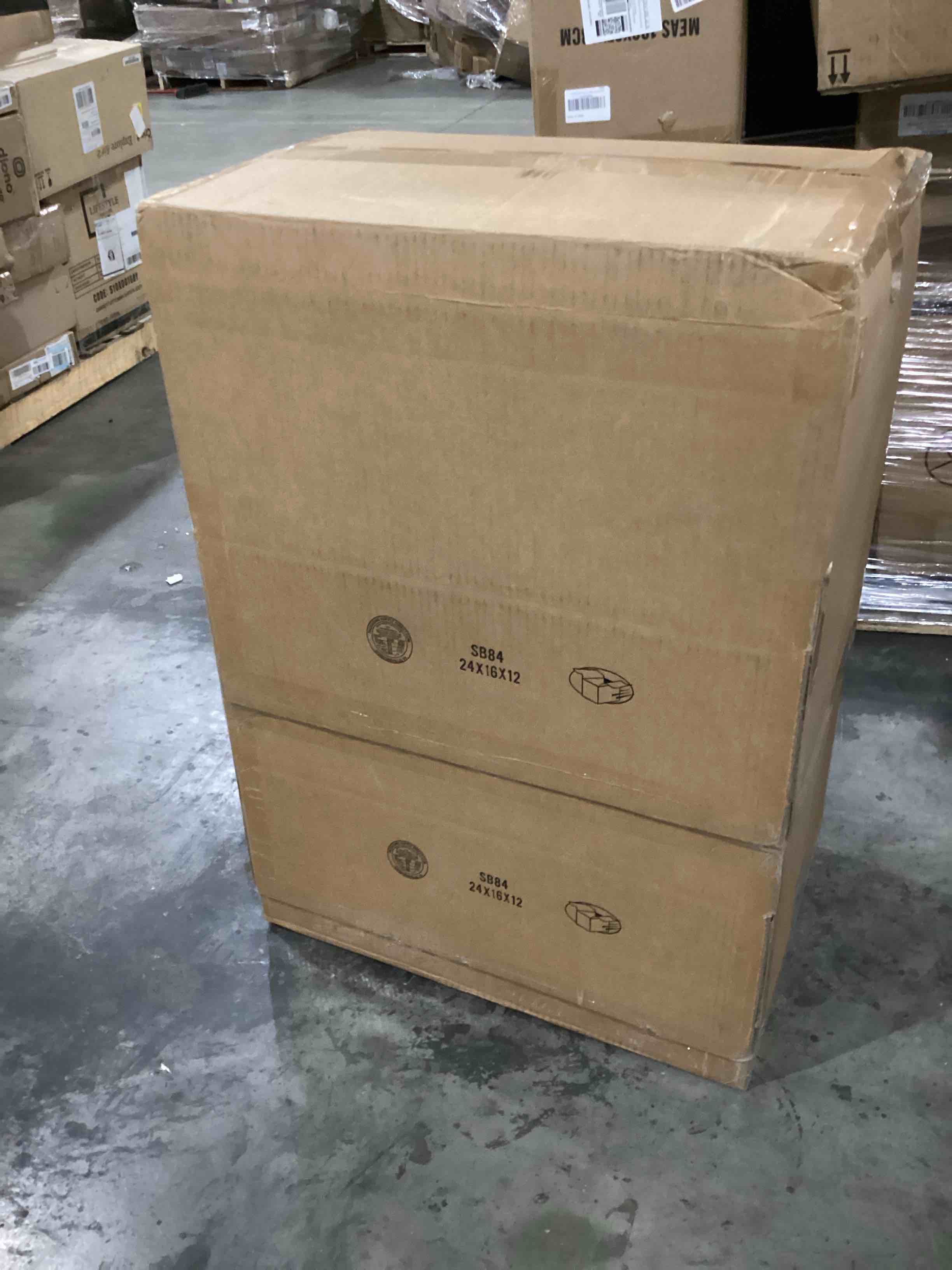 https://s3.amazonaws.com/lotting-images-prod/bidfta/GRN4028644_1707400135933.jpeg