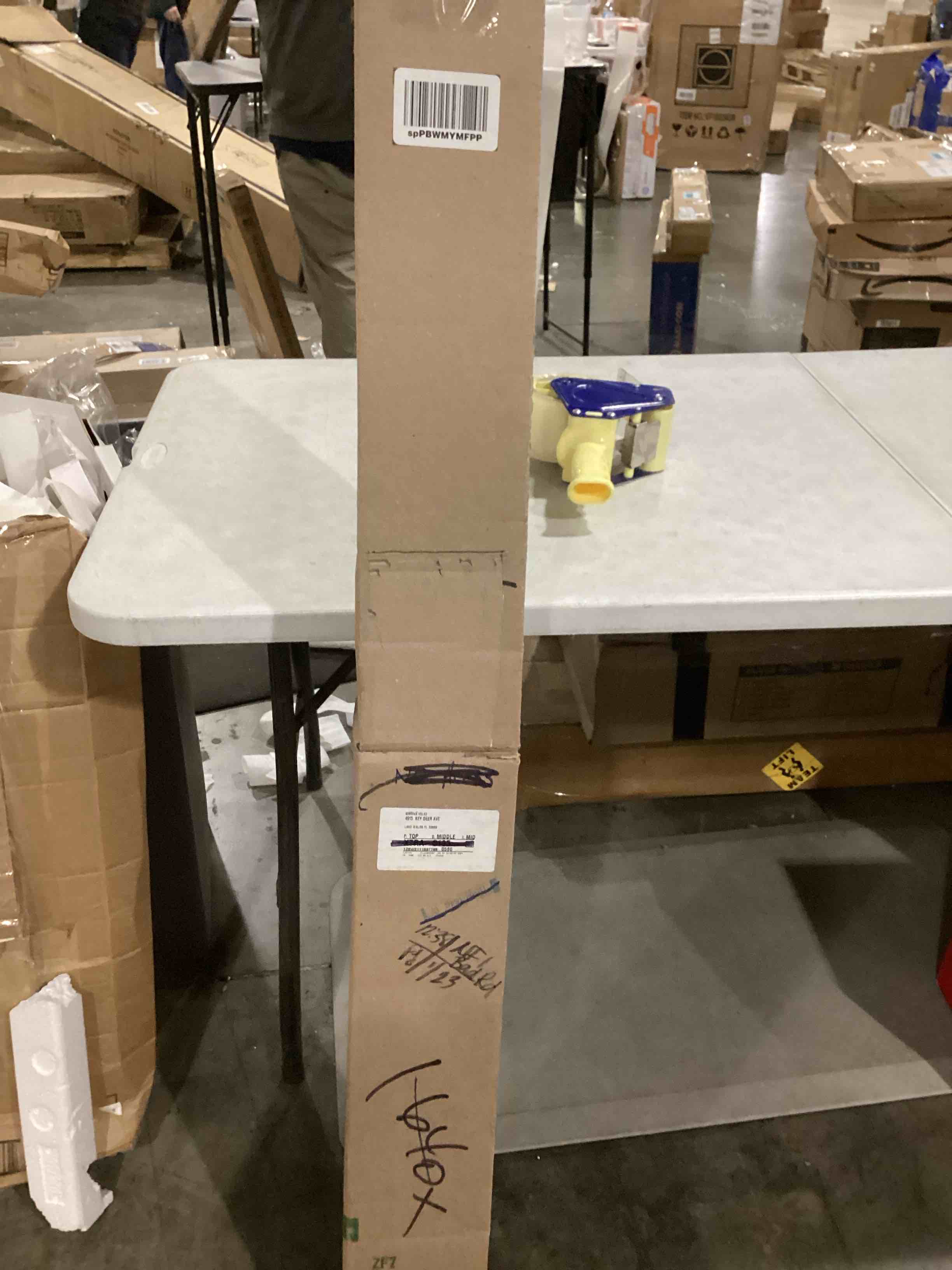 https://s3.amazonaws.com/lotting-images-prod/bidfta/GRN4029040_1707927086829.jpeg