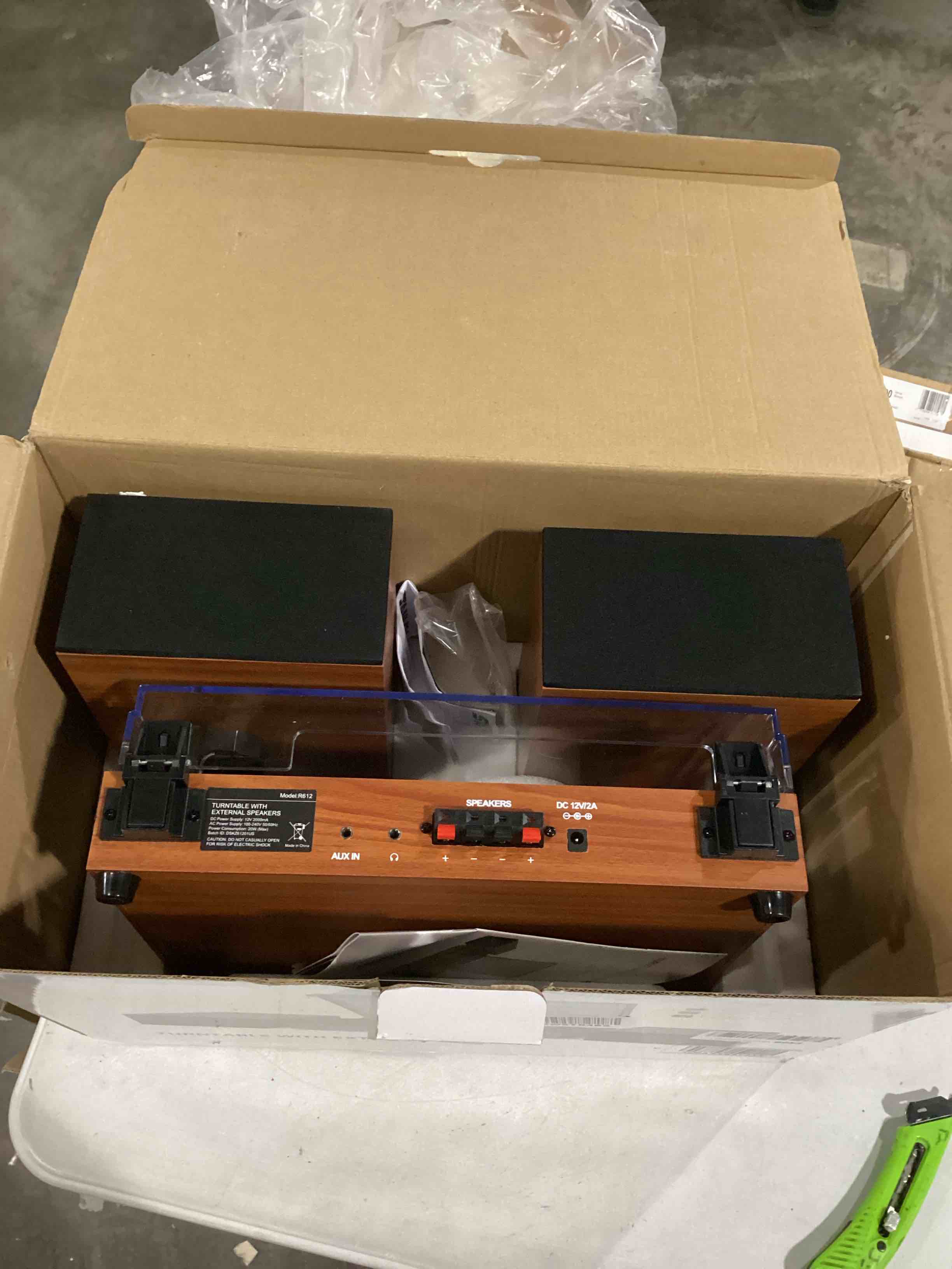 https://s3.amazonaws.com/lotting-images-prod/bidfta/GRN4029520_1707395828521.jpeg