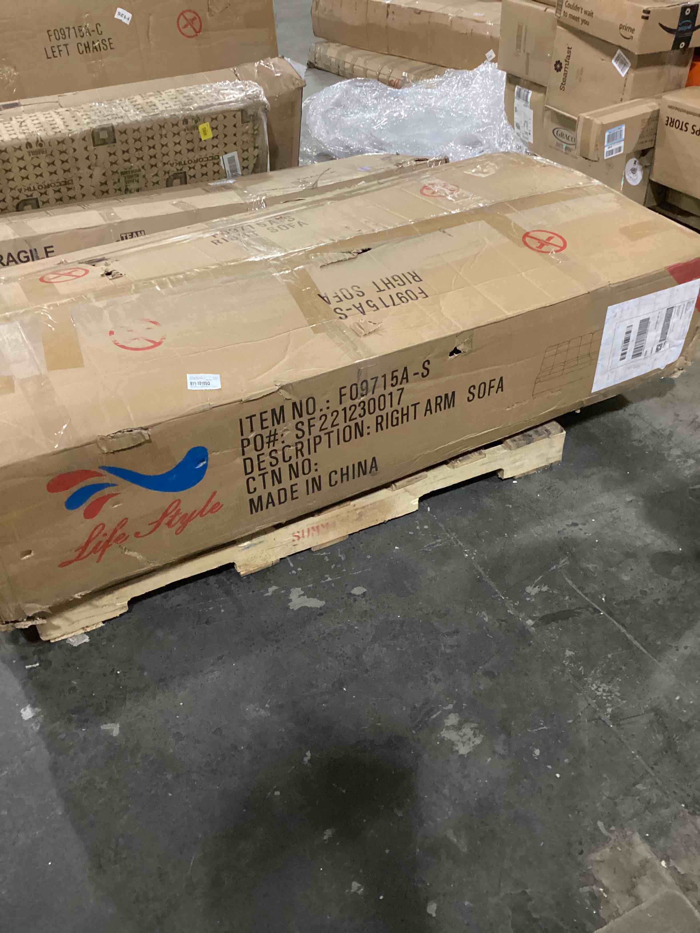 https://s3.amazonaws.com/lotting-images-prod/bidfta/GRN4029735_1707925673134.jpeg